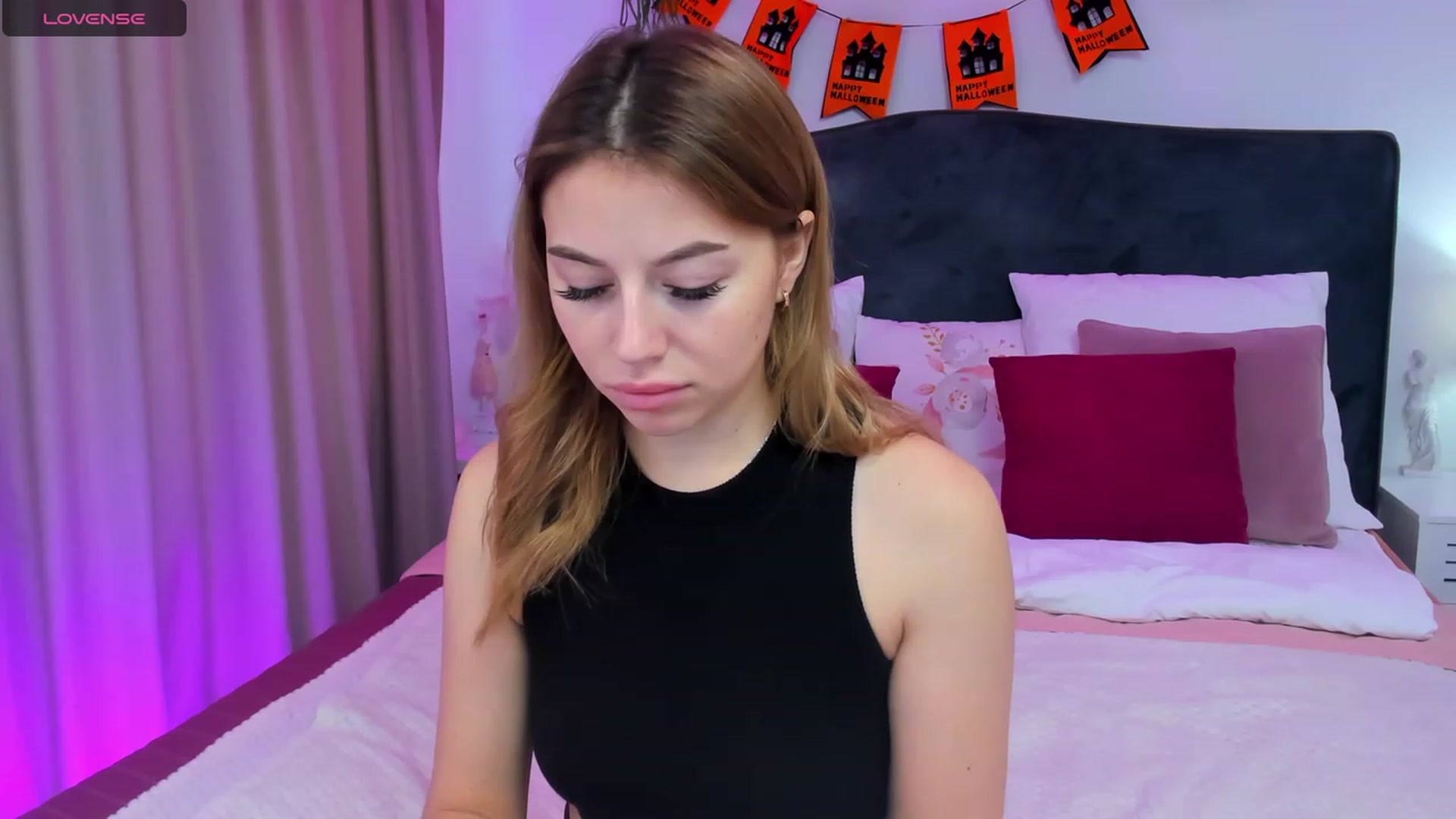 Gallery image thumbnail from SofiBloom's myfreecams stream on, 10/28/2023, 09:56 image 10 of 20