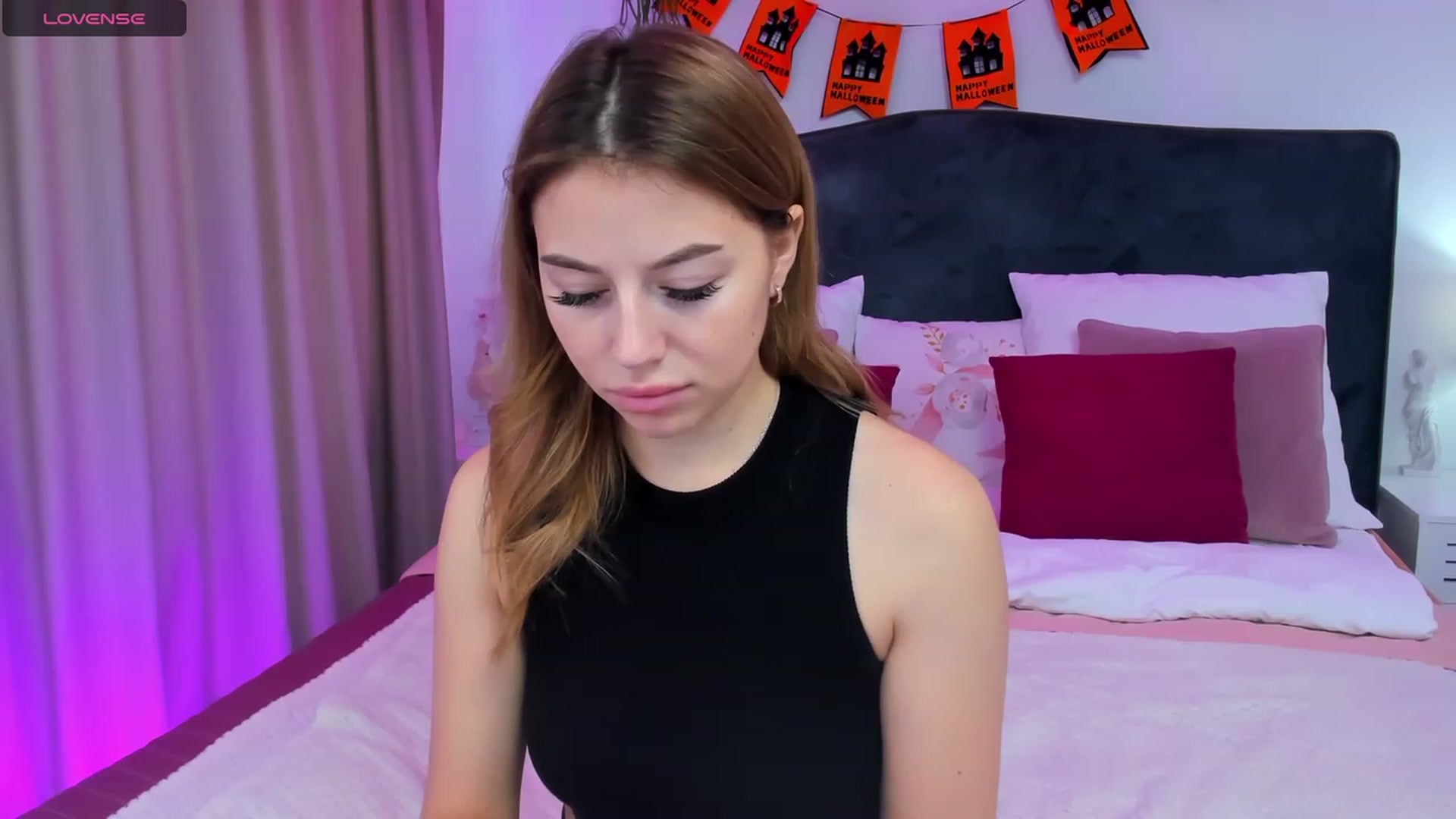 Gallery image thumbnail from SofiBloom's myfreecams stream on, 10/28/2023, 09:56 image 11 of 20