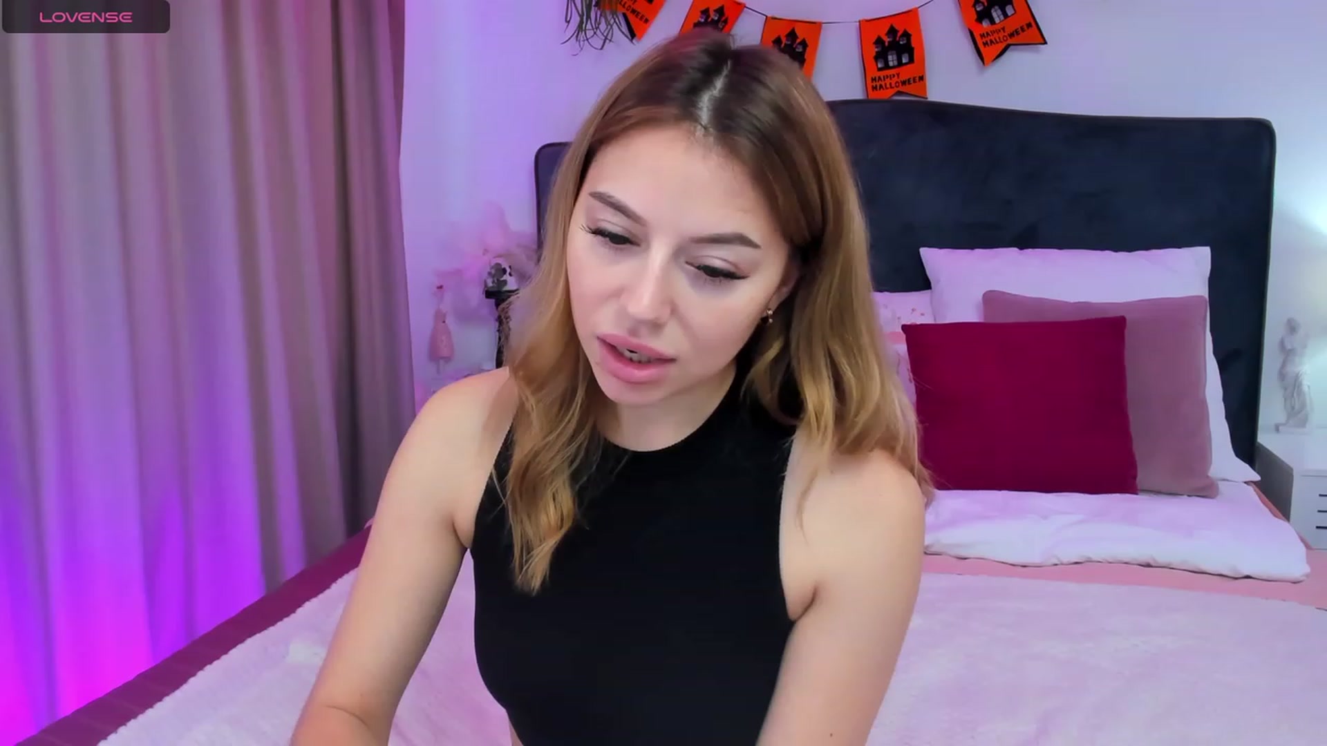 Gallery image thumbnail from SofiBloom's myfreecams stream on, 10/28/2023, 09:56 image 1 of 20