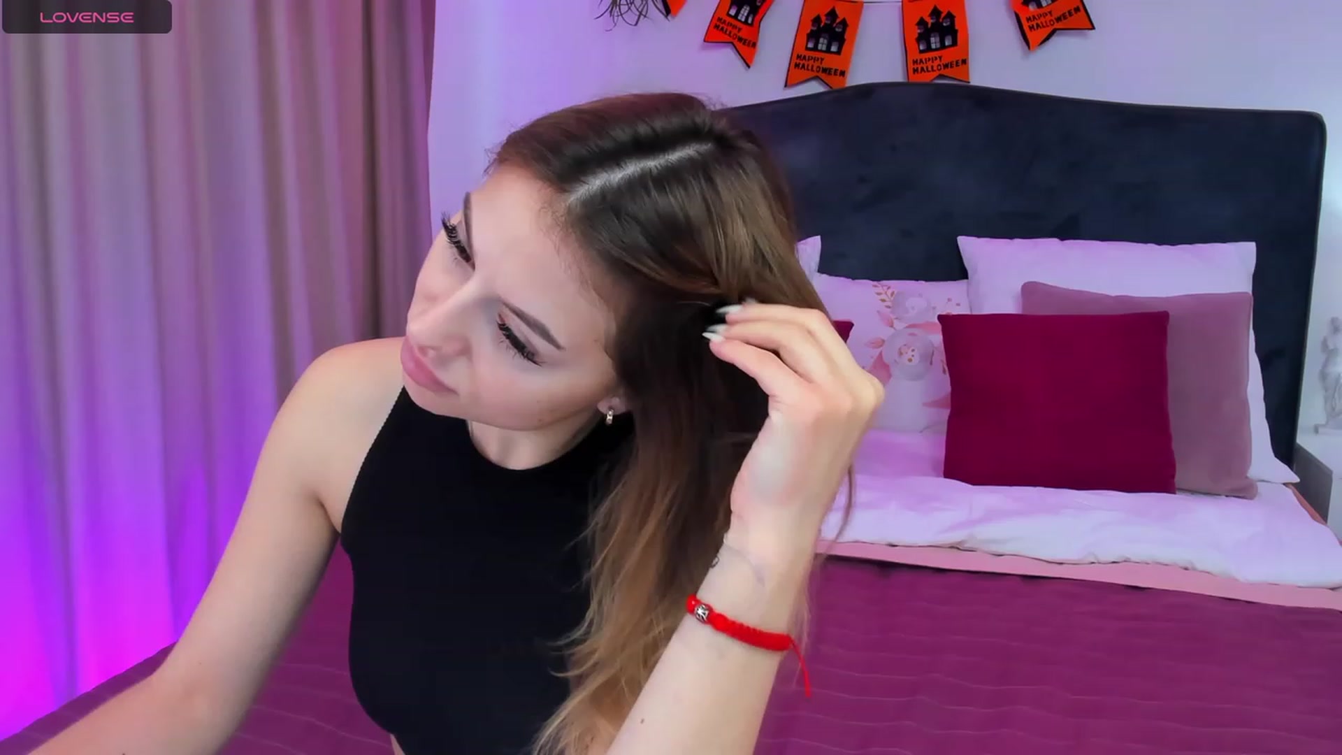 Gallery image thumbnail from SofiBloom's myfreecams stream on, 10/28/2023, 11:44 image 3 of 20