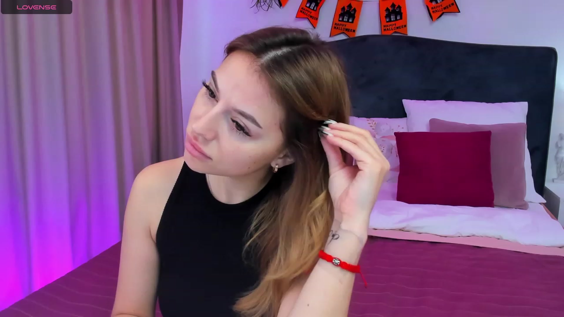 Gallery image thumbnail from SofiBloom's myfreecams stream on, 10/28/2023, 11:44 image 5 of 20