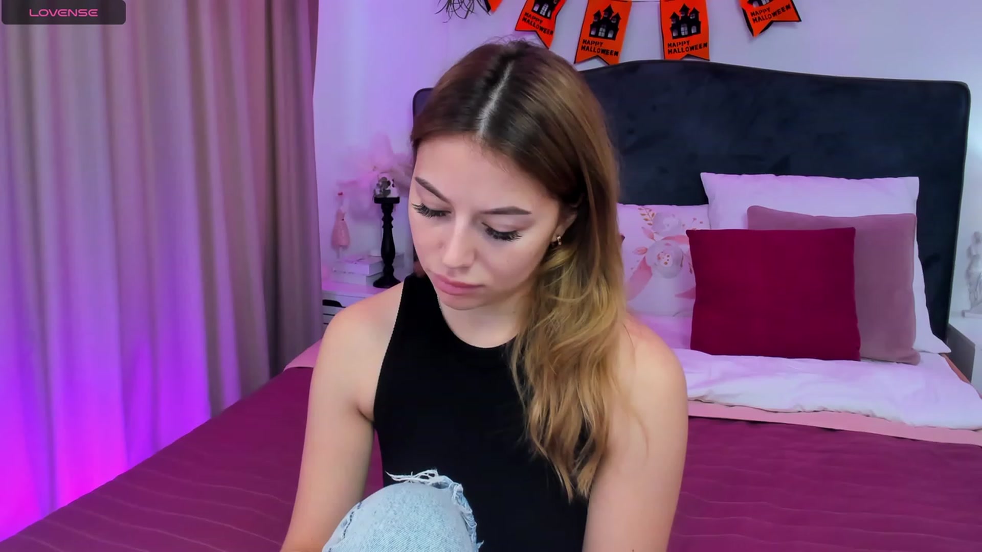 Gallery image thumbnail from SofiBloom's myfreecams stream on, 10/28/2023, 11:44 image 12 of 20