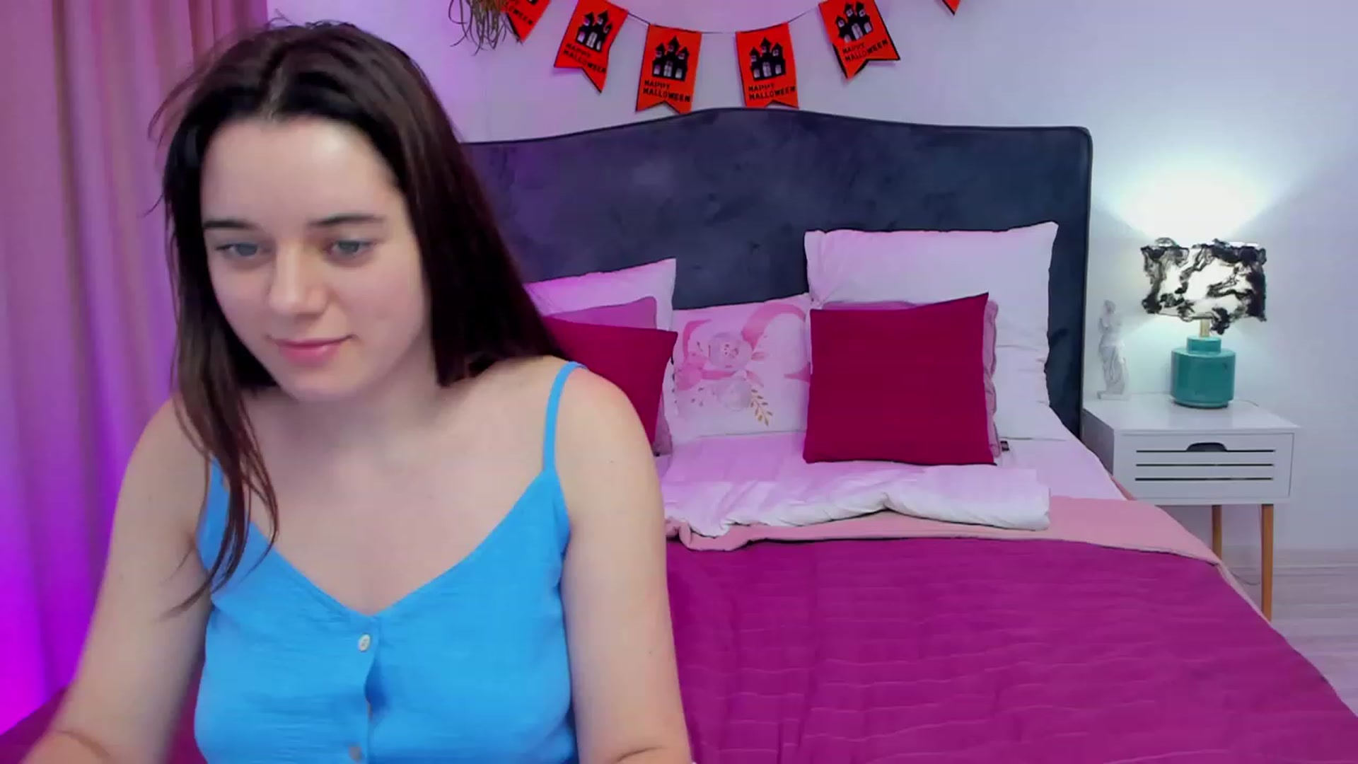 Gallery image thumbnail from SofiBloom's myfreecams stream on, 10/30/2023, 13:00 image 14 of 20