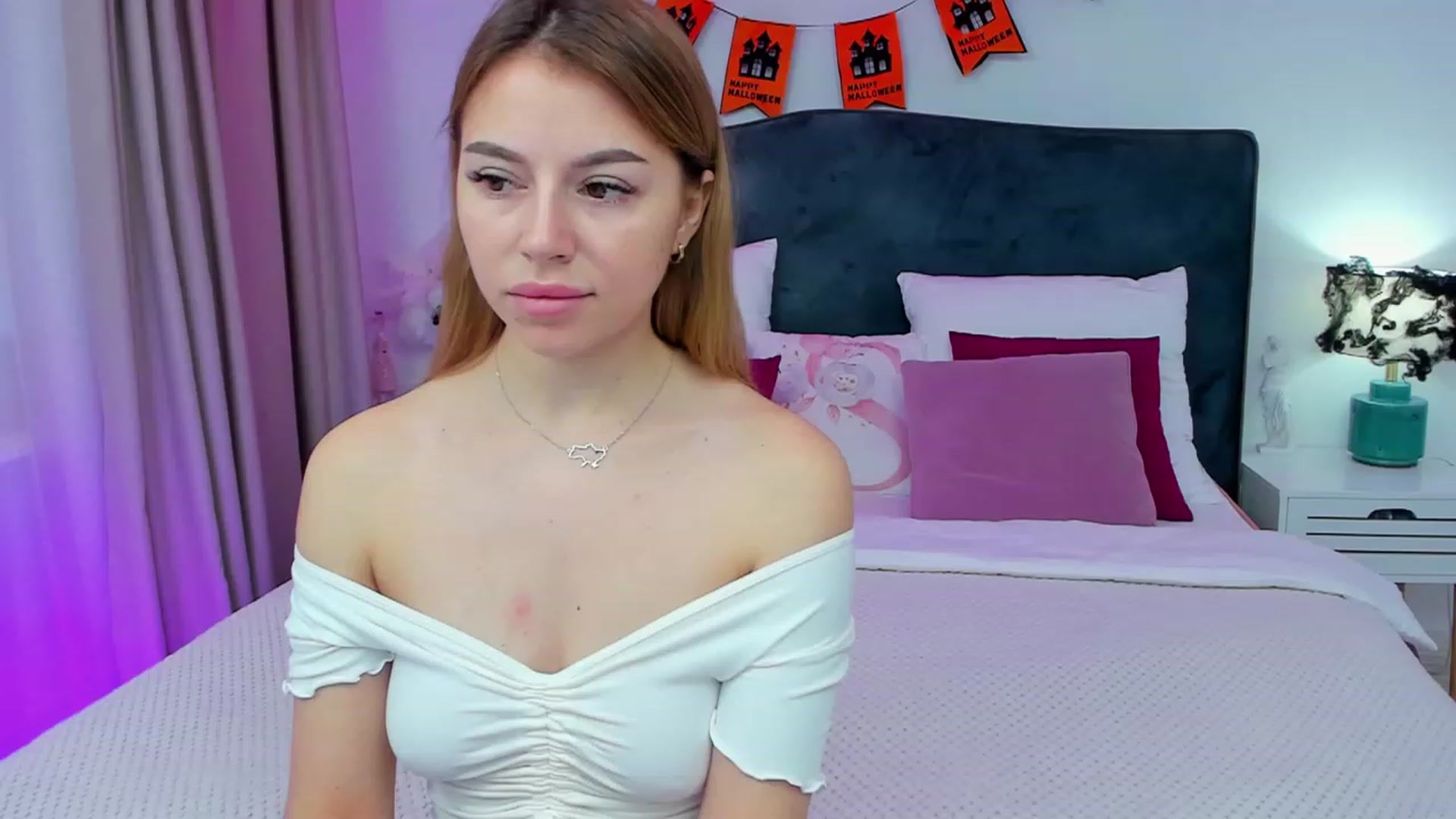 Gallery image thumbnail from SofiBloom's myfreecams stream on, 11/01/2023, 12:11 image 2 of 20
