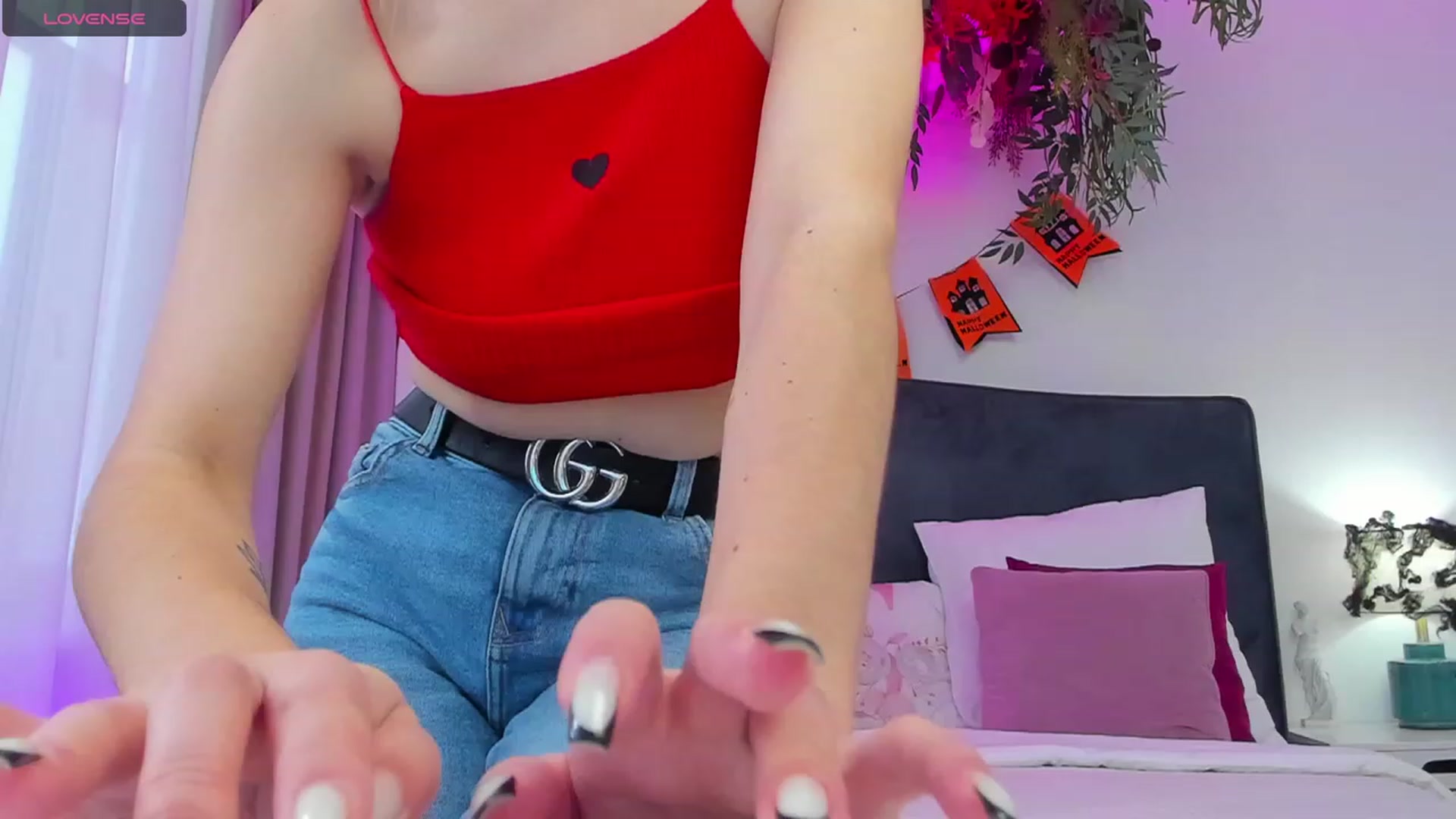 Gallery image thumbnail from SofiBloom's myfreecams stream on, 11/03/2023, 08:58 image 13 of 20