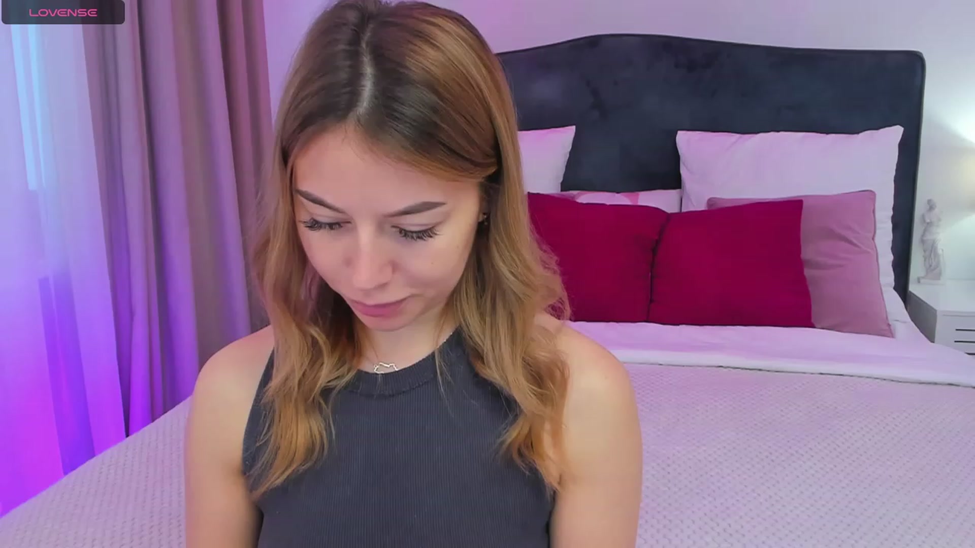 Gallery image thumbnail from SofiBloom's myfreecams stream on, 11/07/2023, 08:47 image 6 of 20