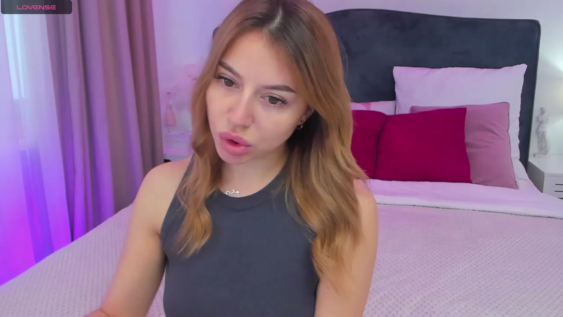 Gallery image thumbnail from SofiBloom's myfreecams stream on, 11/07/2023, 09:58 image 3 of 20