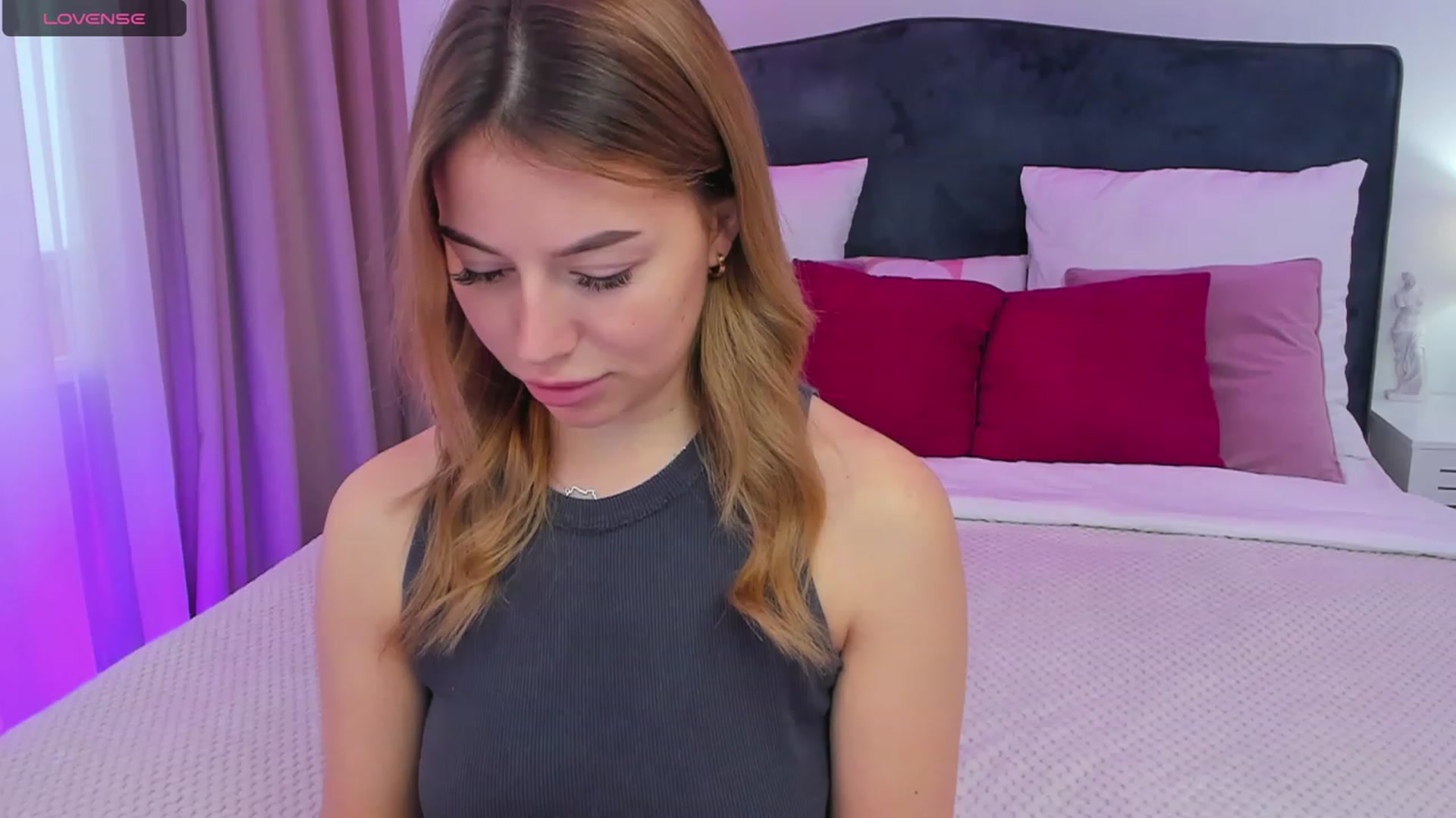 Gallery image thumbnail from SofiBloom's myfreecams stream on, 11/07/2023, 11:17 image 7 of 20