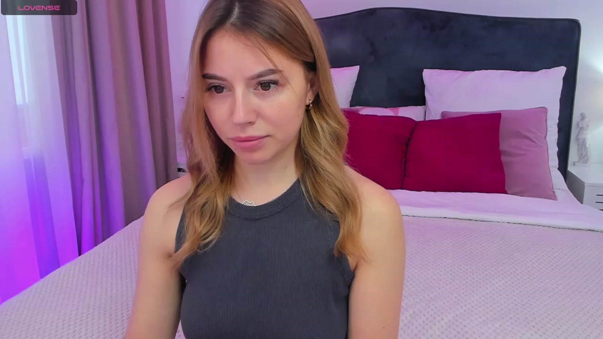 Gallery image thumbnail from SofiBloom's myfreecams stream on, 11/07/2023, 11:17 image 5 of 20