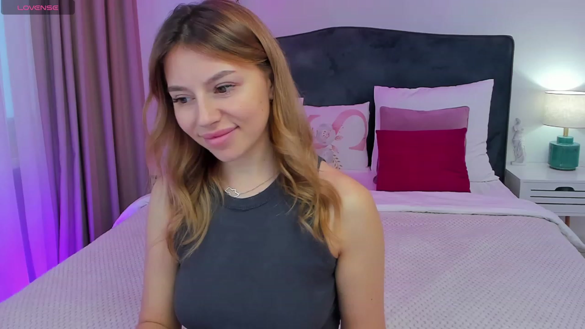 Gallery image thumbnail from SofiBloom's myfreecams stream on, 11/09/2023, 11:06 image 18 of 20