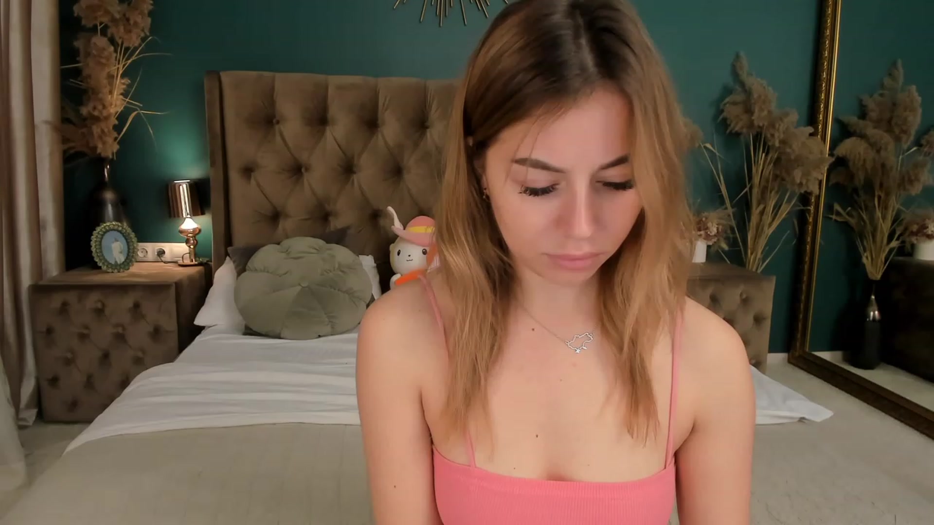 Gallery image thumbnail from SofiBloom's myfreecams stream on, 11/13/2023, 17:46 image 9 of 20