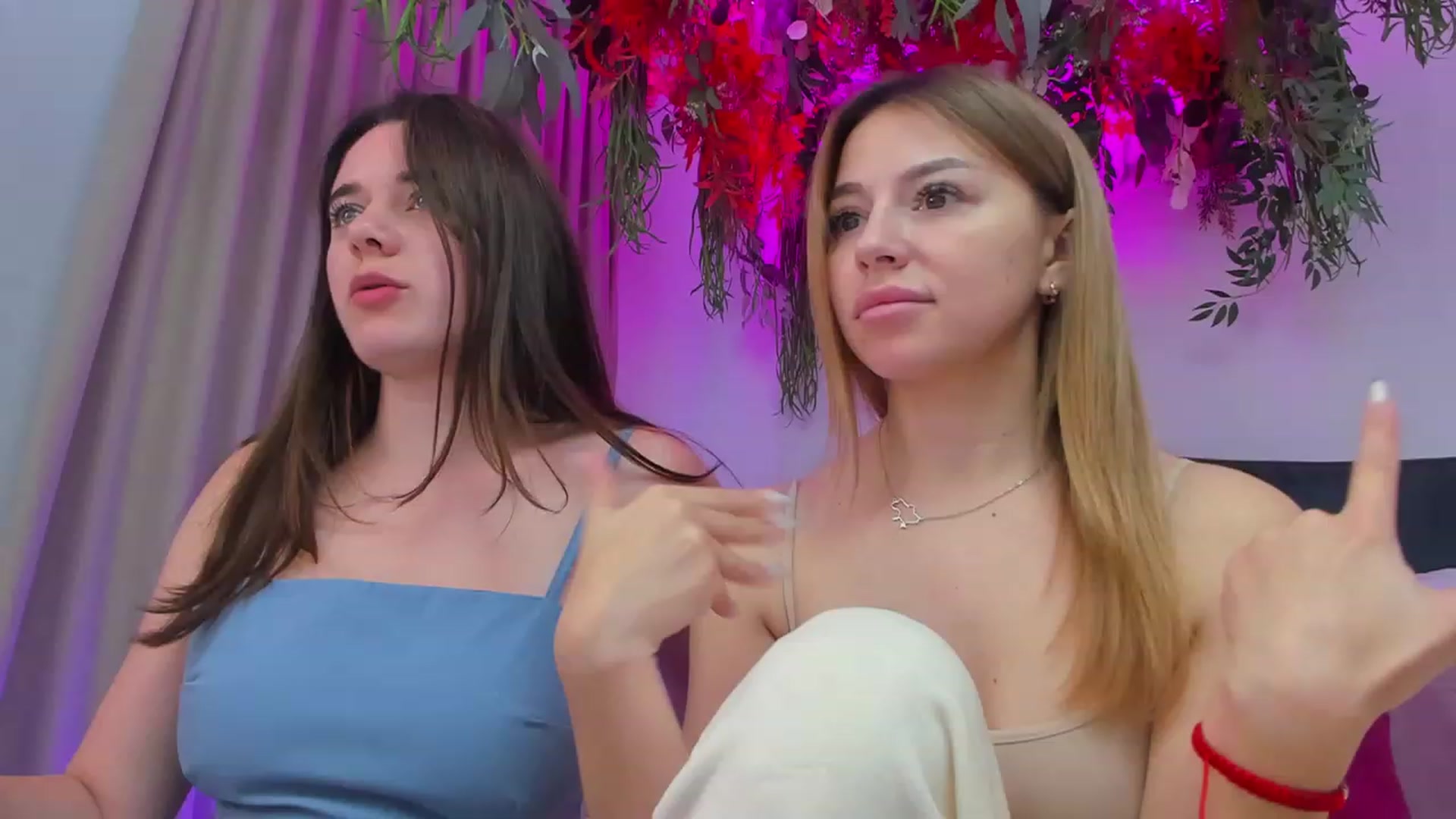 Gallery image thumbnail from SofiBloom's myfreecams stream on, 11/15/2023, 10:39 image 10 of 20