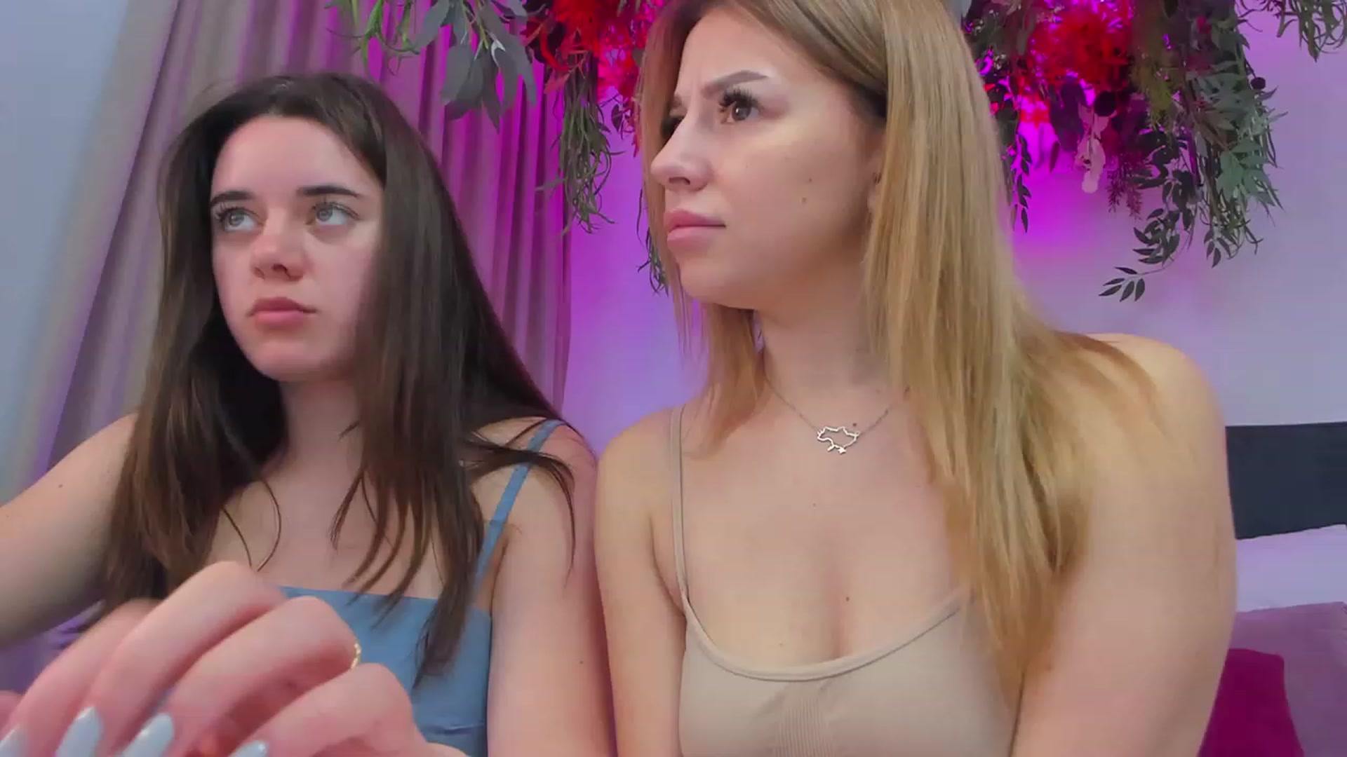 Gallery image thumbnail from SofiBloom's myfreecams stream on, 11/15/2023, 10:39 image 19 of 20