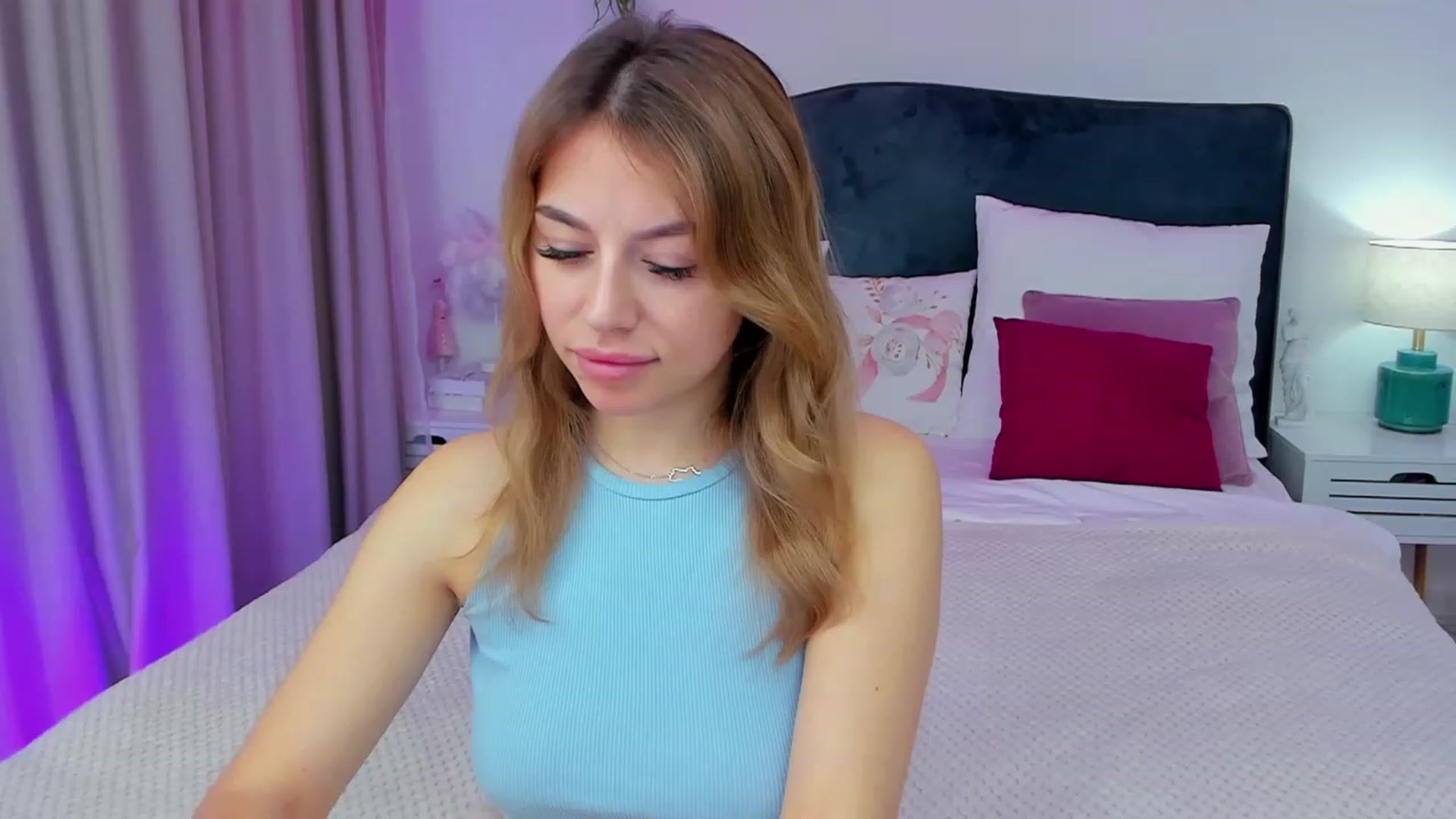 Gallery image thumbnail from SofiBloom's myfreecams stream on, 11/18/2023, 13:03 image 11 of 20