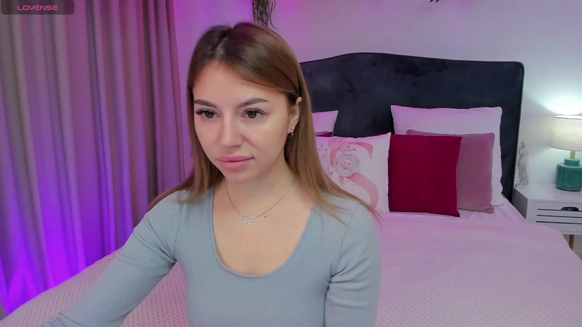 Gallery image thumbnail from SofiBloom's myfreecams stream on, 11/22/2023, 07:52 image 17 of 20