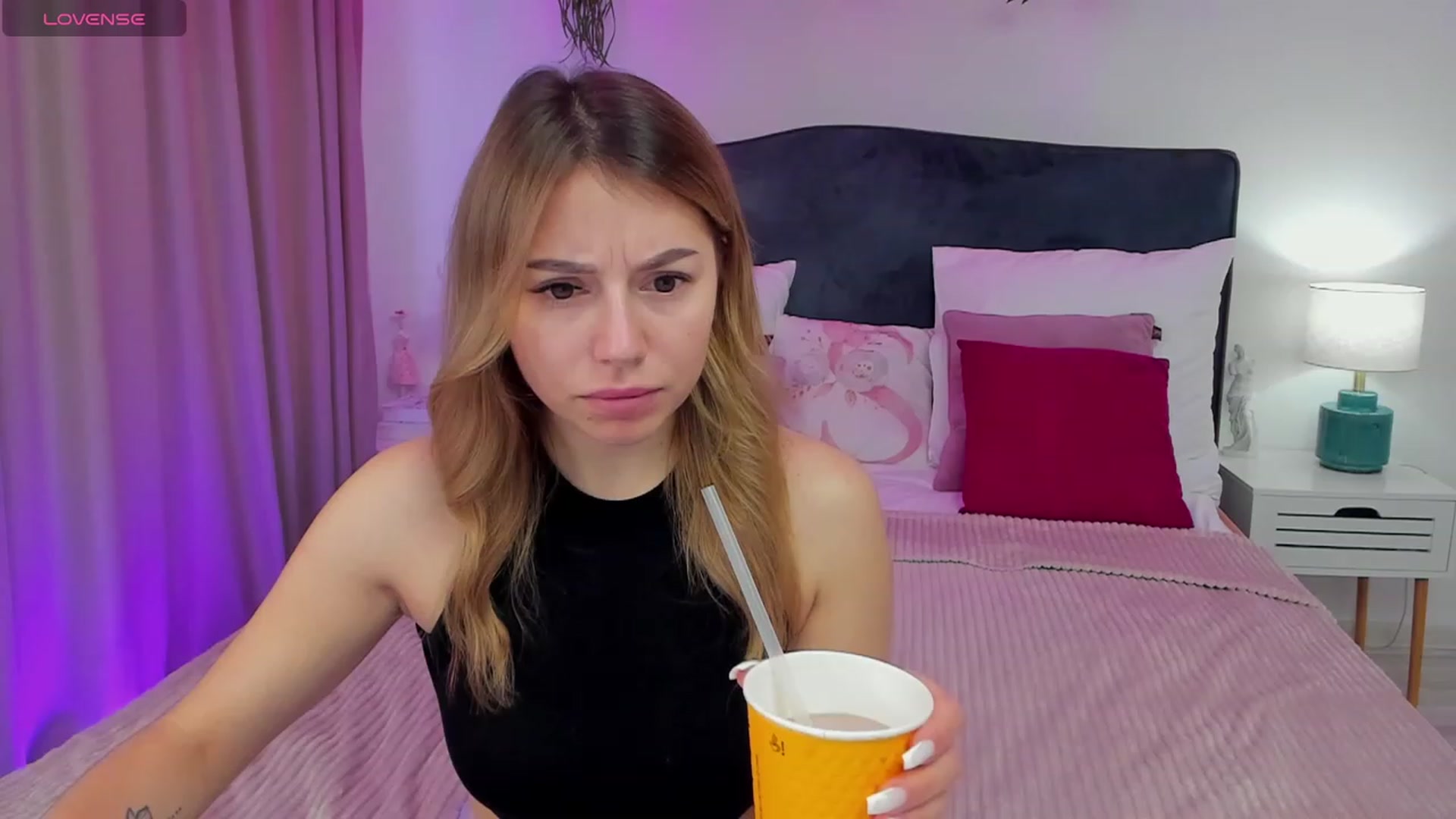 Gallery image thumbnail from SofiBloom's myfreecams stream on, 11/30/2023, 11:14 image 7 of 20
