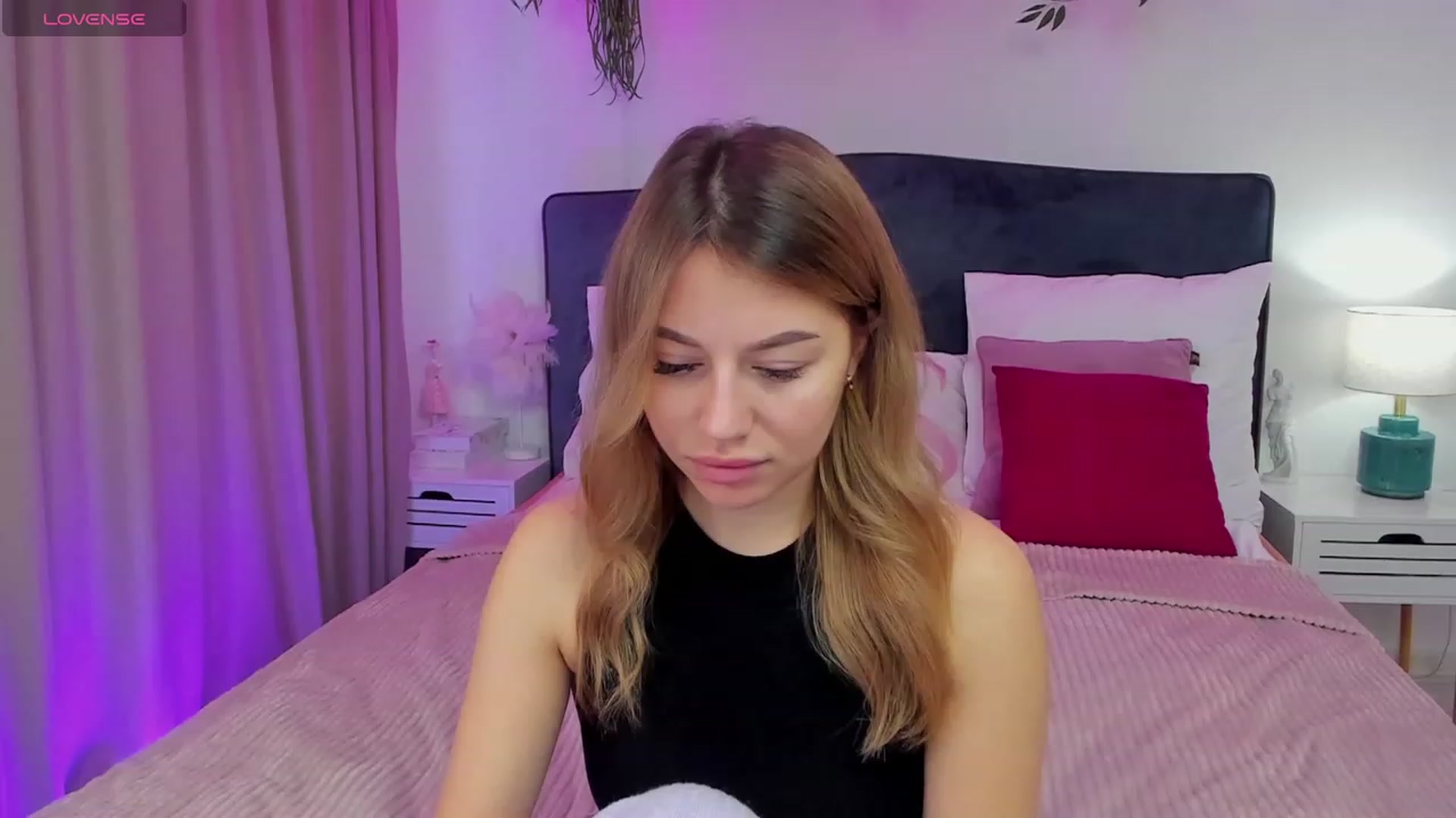 Gallery image thumbnail from SofiBloom's myfreecams stream on, 11/30/2023, 11:14 image 2 of 20