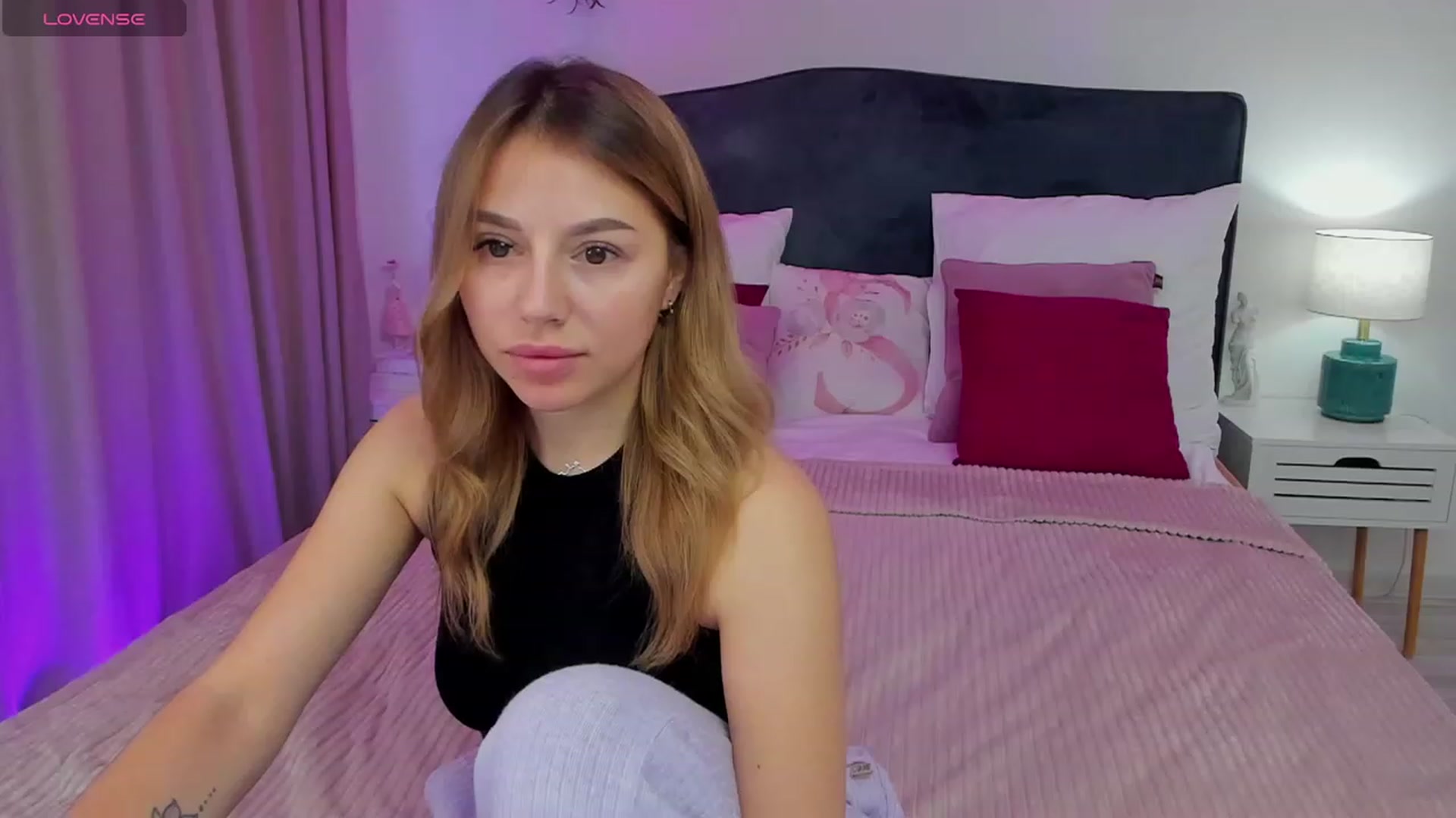 Gallery image thumbnail from SofiBloom's myfreecams stream on, 11/30/2023, 13:02 image 10 of 20