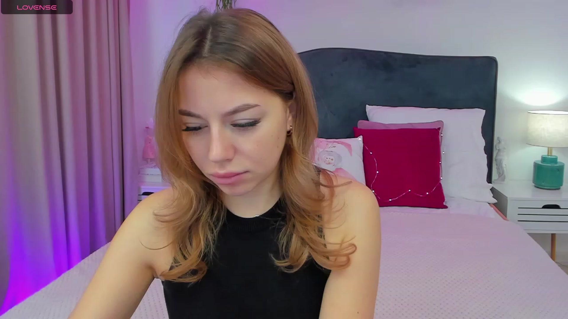 Gallery image thumbnail from SofiBloom's myfreecams stream on, 12/04/2023, 07:36 image 11 of 20