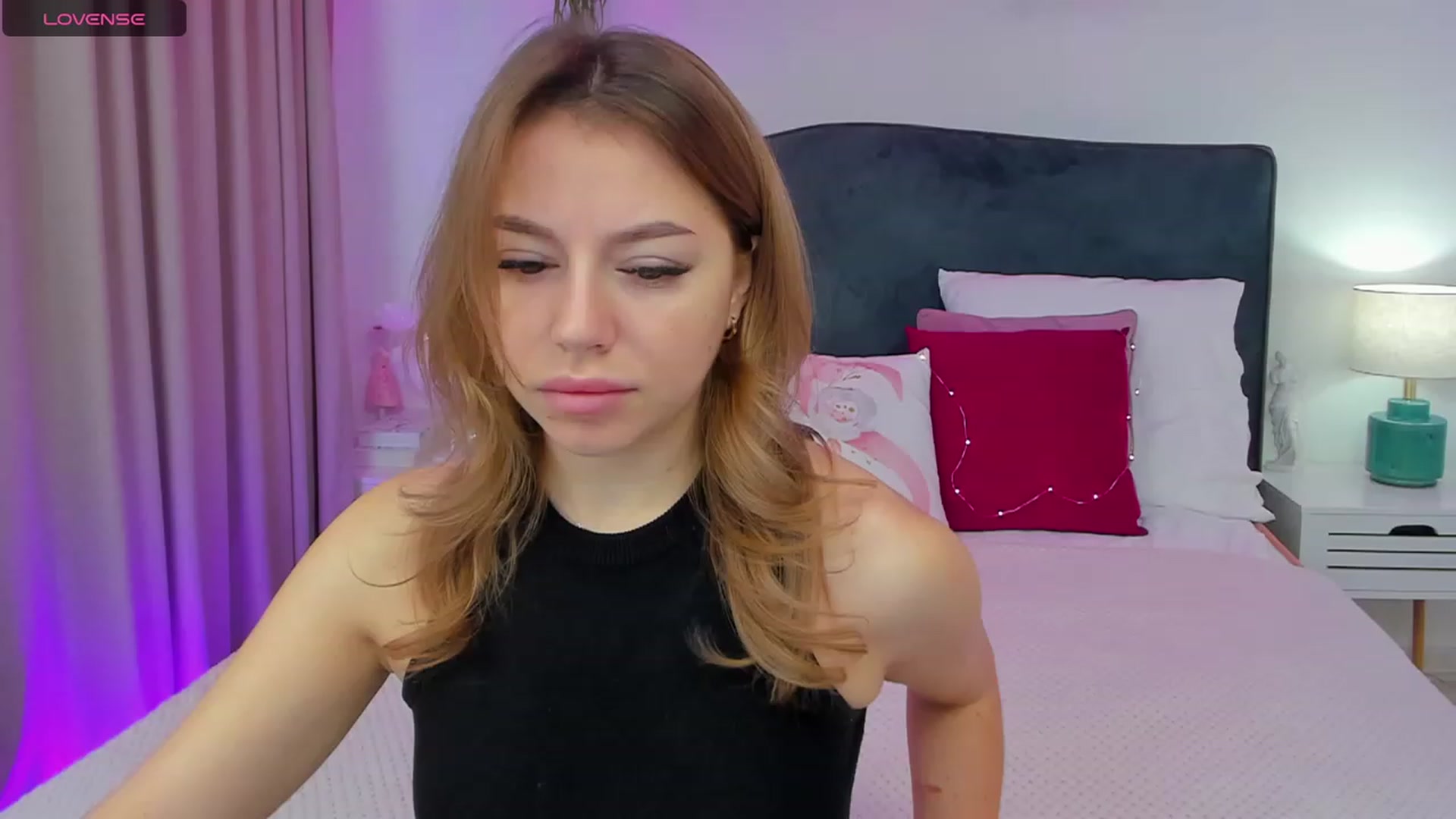 Gallery image thumbnail from SofiBloom's myfreecams stream on, 12/04/2023, 07:36 image 9 of 20
