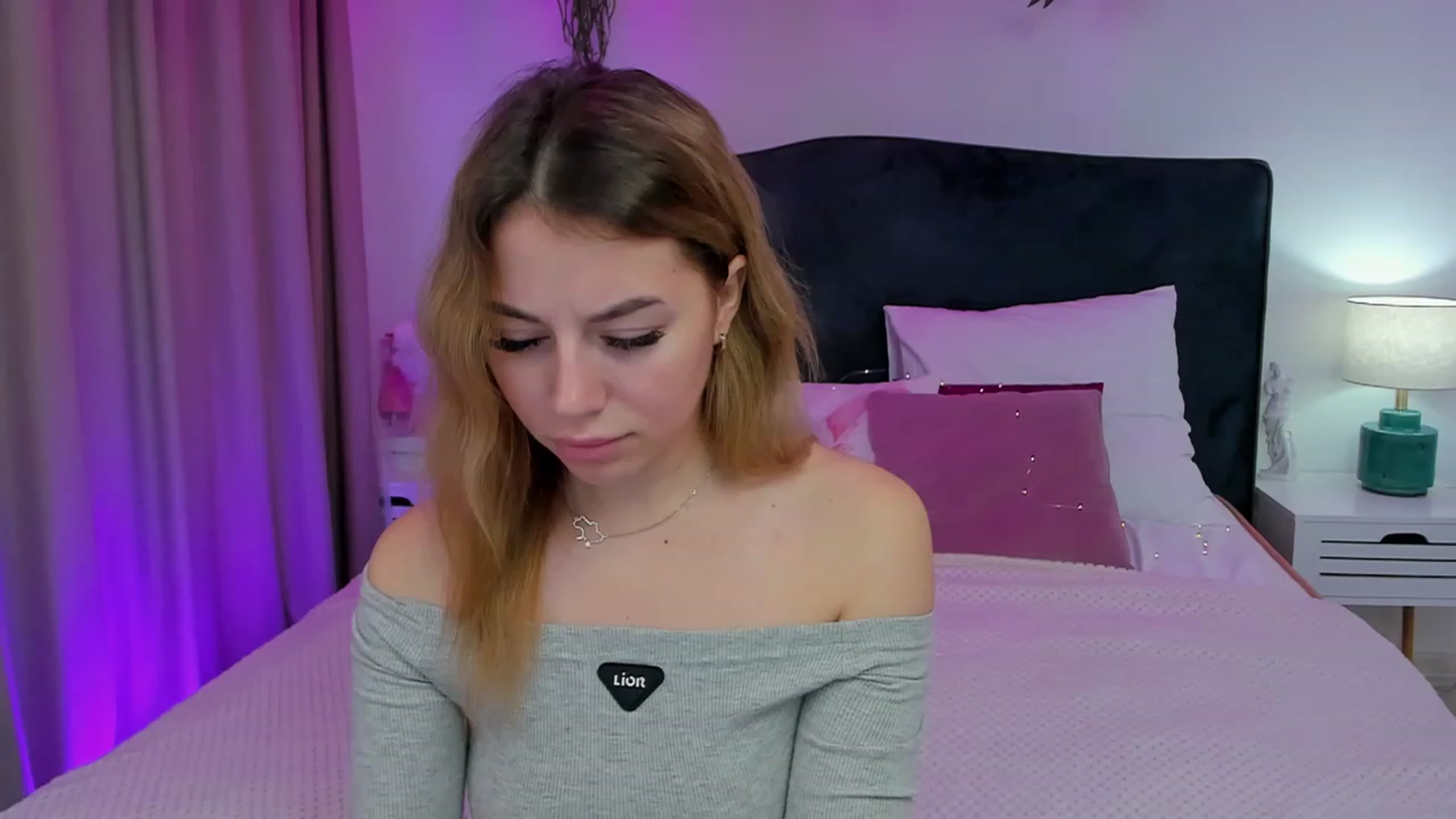 Gallery image thumbnail from SofiBloom's myfreecams stream on, 12/07/2023, 11:03 image 11 of 20