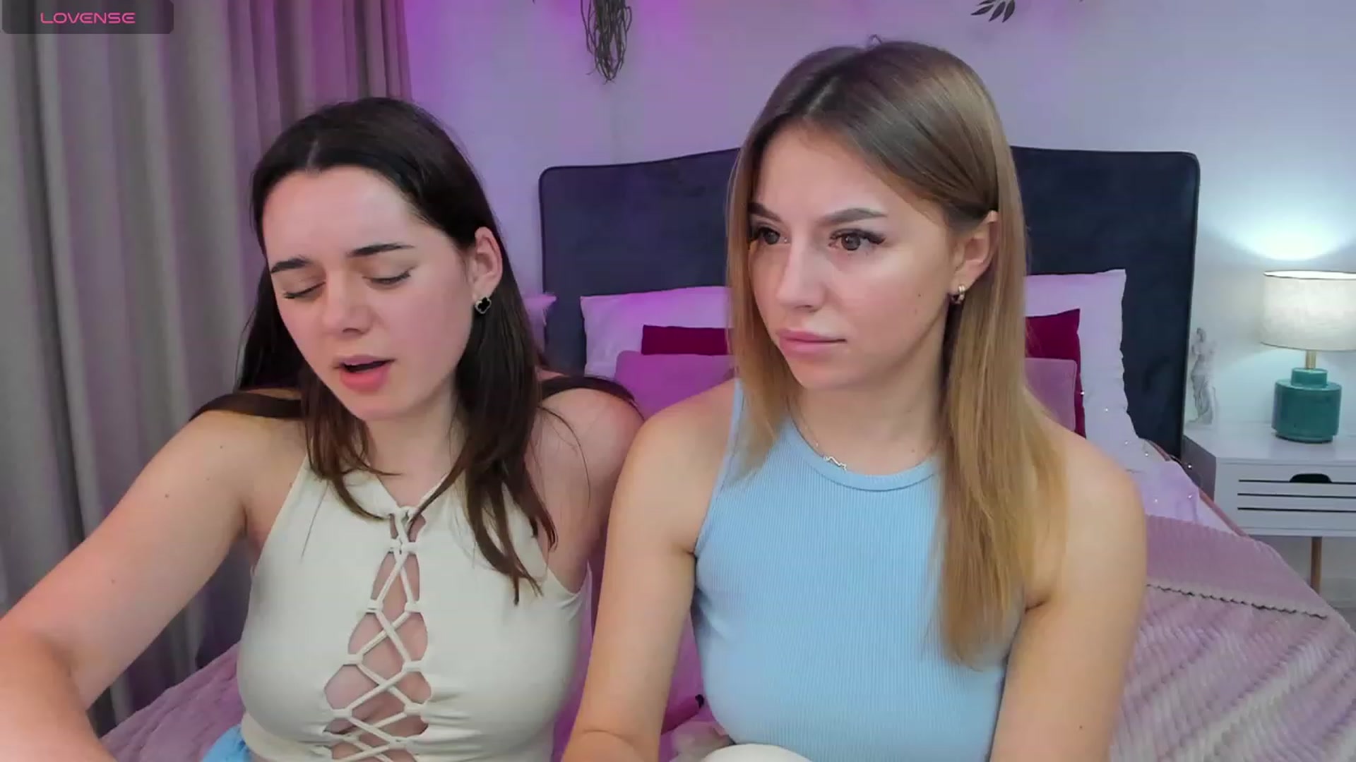 Gallery image thumbnail from SofiBloom's myfreecams stream on, 12/08/2023, 12:11 image 1 of 20