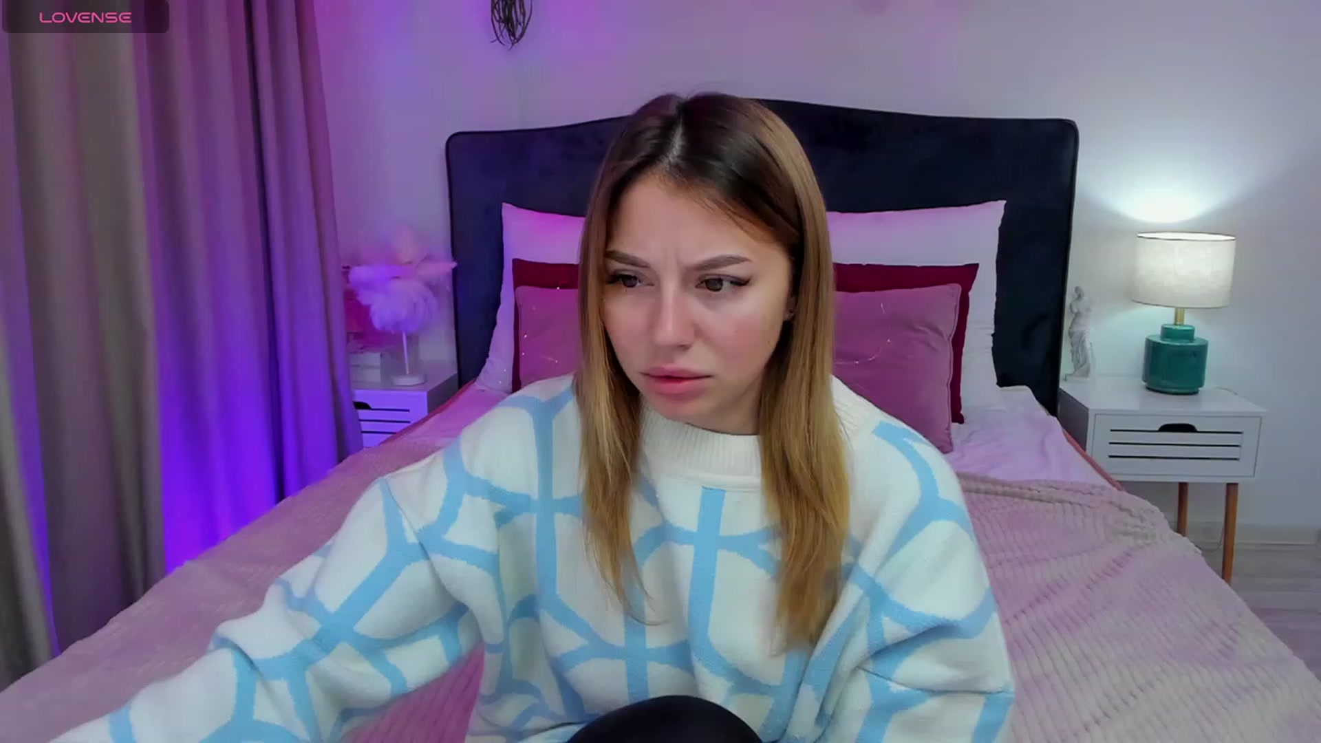 Gallery image thumbnail from SofiBloom's myfreecams stream on, 12/12/2023, 12:53 image 7 of 20