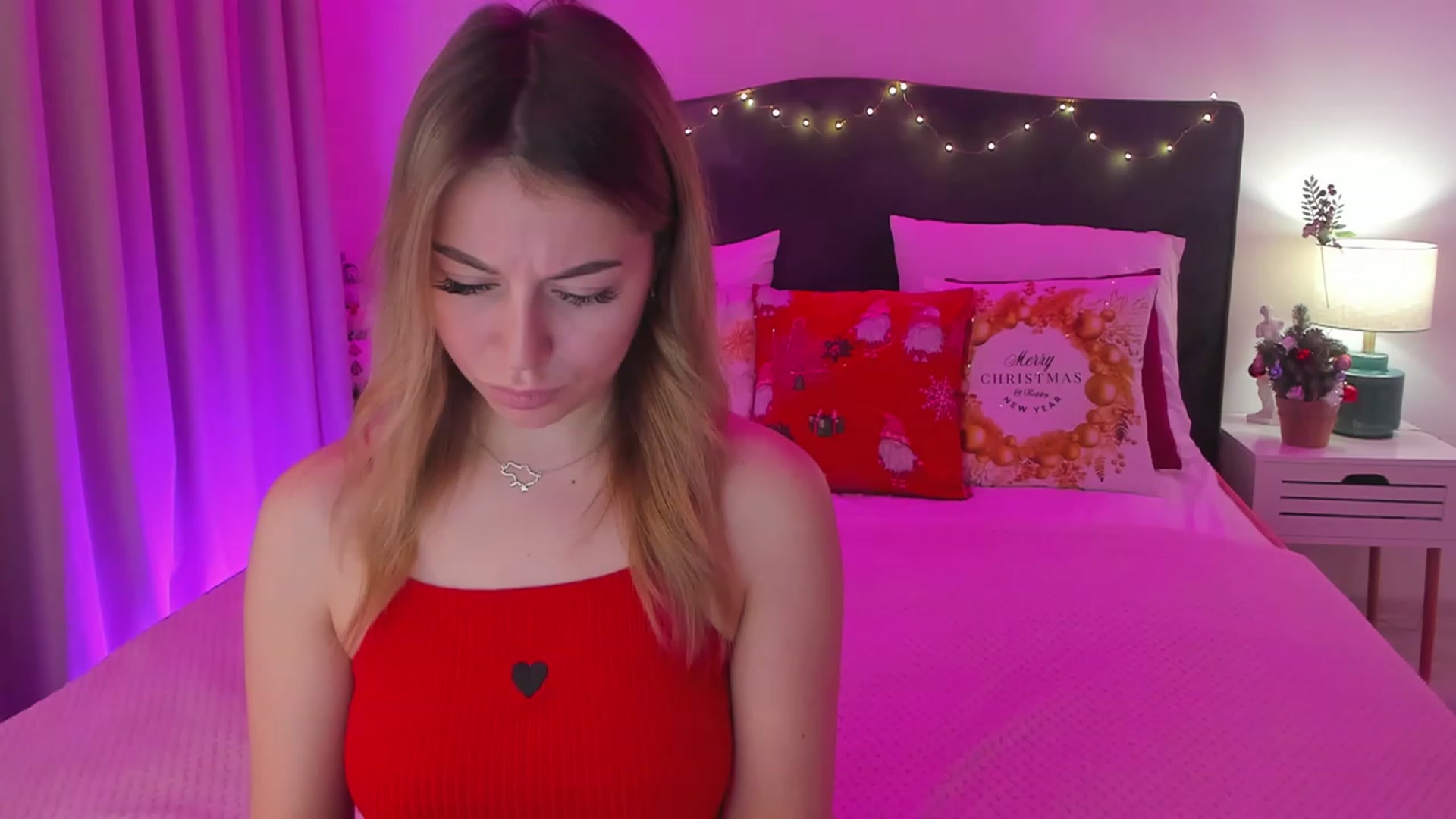 Gallery image thumbnail from SofiBloom's myfreecams stream on, 12/13/2023, 15:07 image 15 of 20