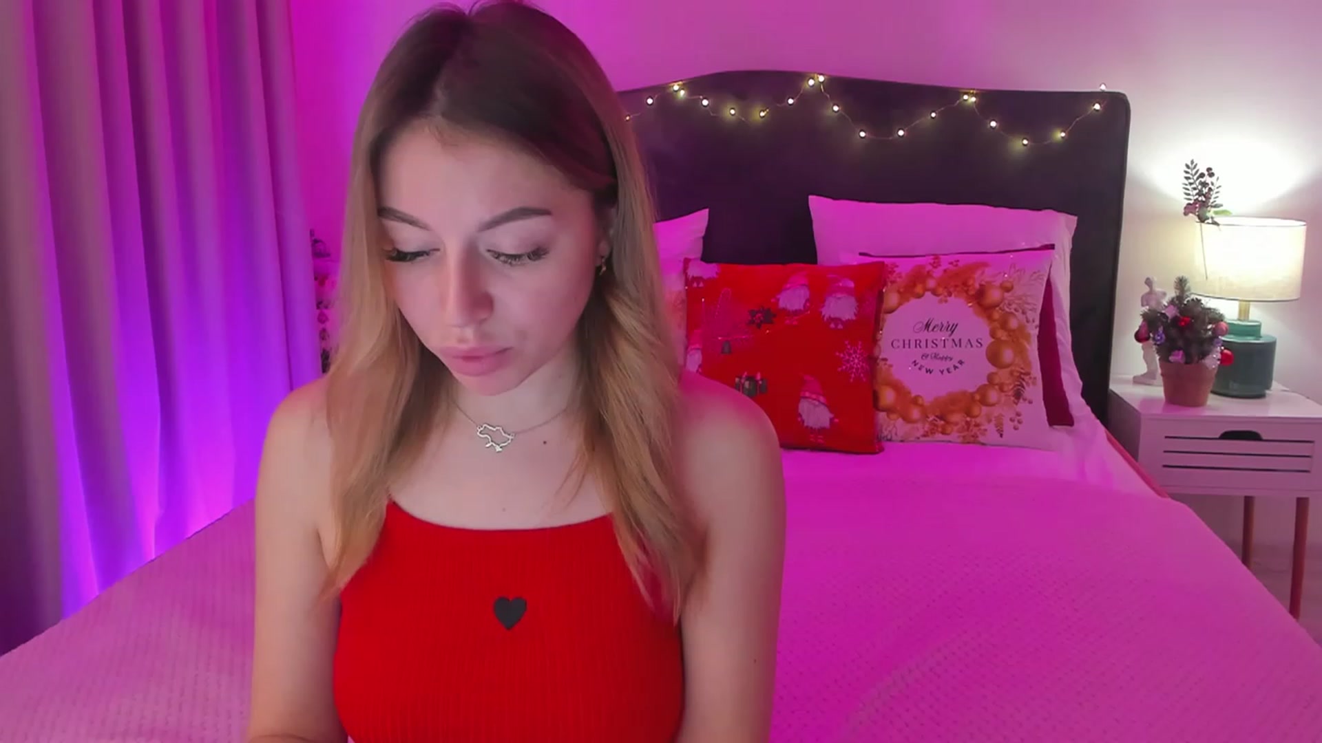 Gallery image thumbnail from SofiBloom's myfreecams stream on, 12/13/2023, 15:07 image 13 of 20