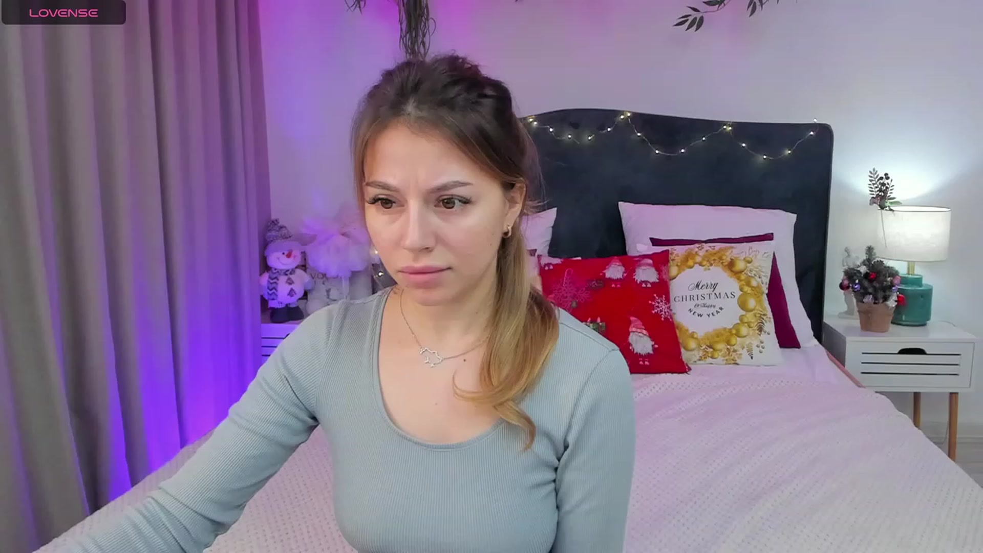 Gallery image thumbnail from SofiBloom's myfreecams stream on, 12/14/2023, 11:29 image 13 of 20