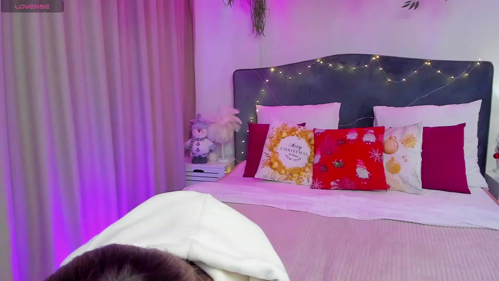 Gallery image thumbnail from SofiBloom's myfreecams stream on, 12/19/2023, 12:59 image 12 of 20