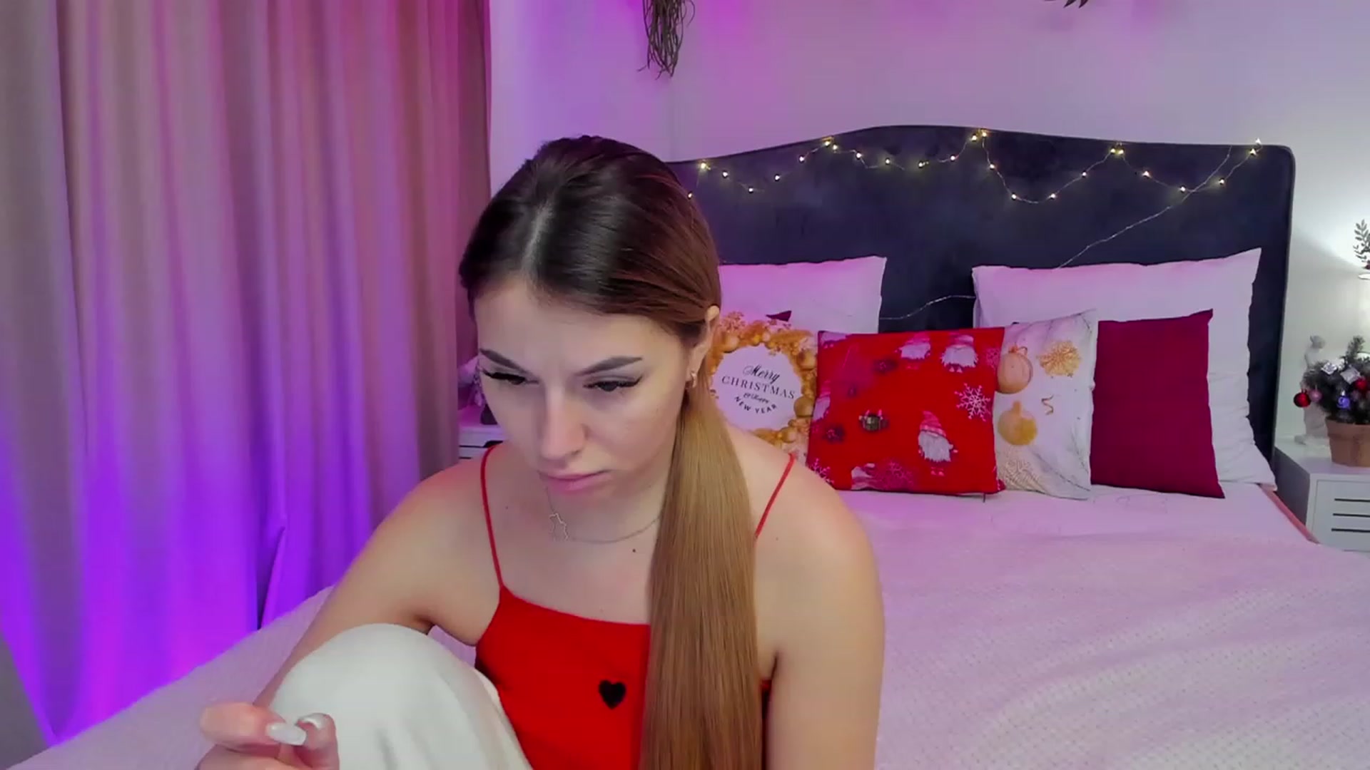 Gallery image thumbnail from SofiBloom's myfreecams stream on, 12/20/2023, 12:59 image 11 of 20