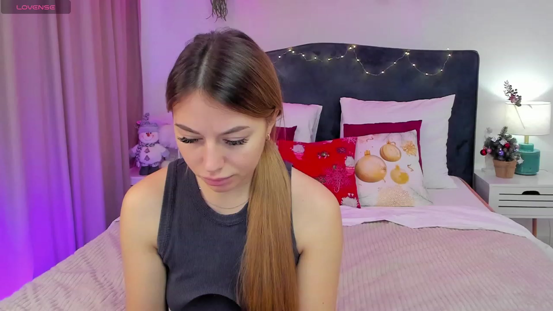 Gallery image thumbnail from SofiBloom's myfreecams stream on, 12/21/2023, 10:49 image 10 of 20
