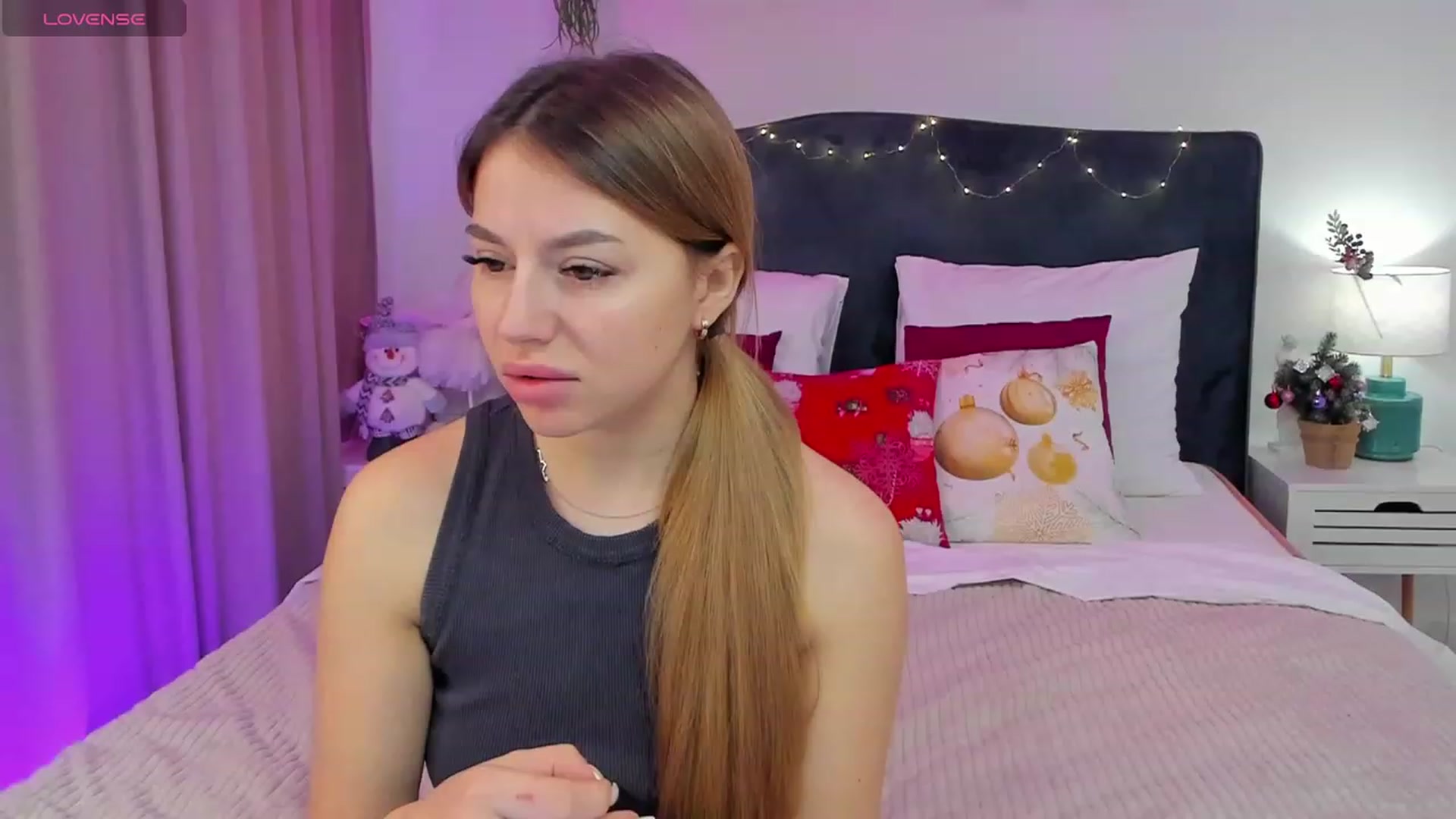 Gallery image thumbnail from SofiBloom's myfreecams stream on, 12/21/2023, 10:49 image 9 of 20
