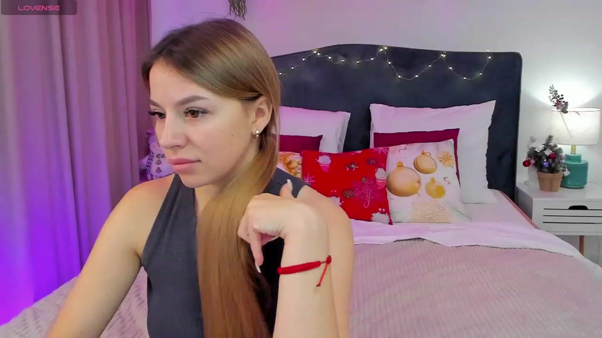 Gallery image thumbnail from SofiBloom's myfreecams stream on, 12/21/2023, 10:49 image 4 of 20