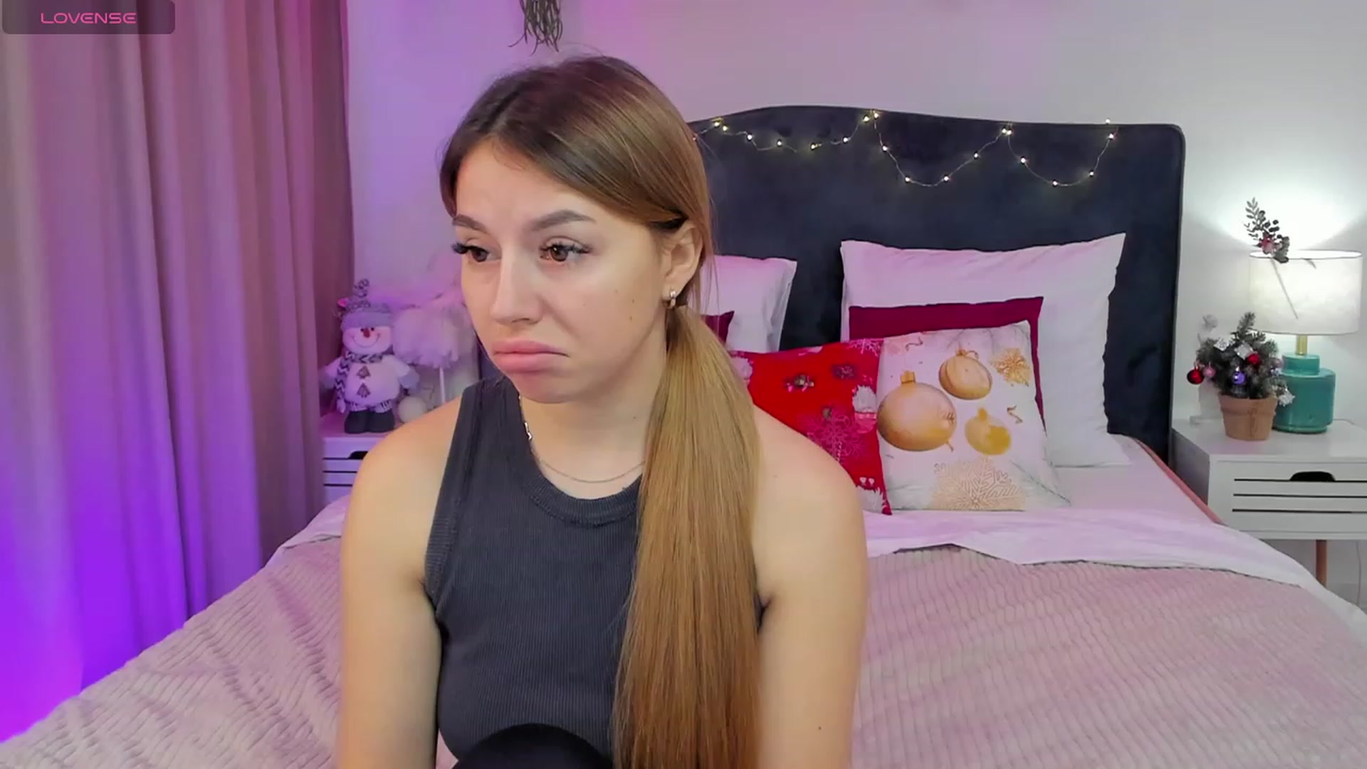 Gallery image thumbnail from SofiBloom's myfreecams stream on, 12/21/2023, 10:49 image 11 of 20