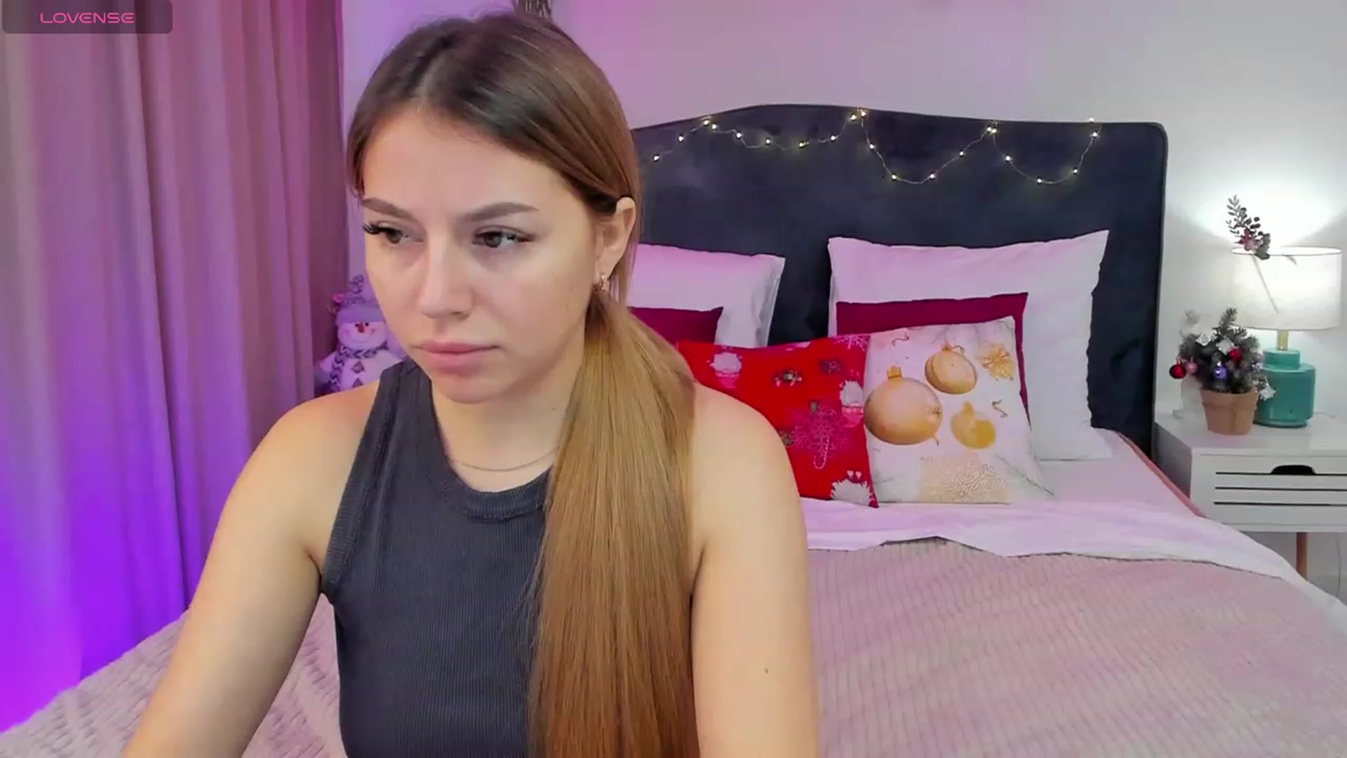 Gallery image thumbnail from SofiBloom's myfreecams stream on, 12/21/2023, 10:49 image 15 of 20