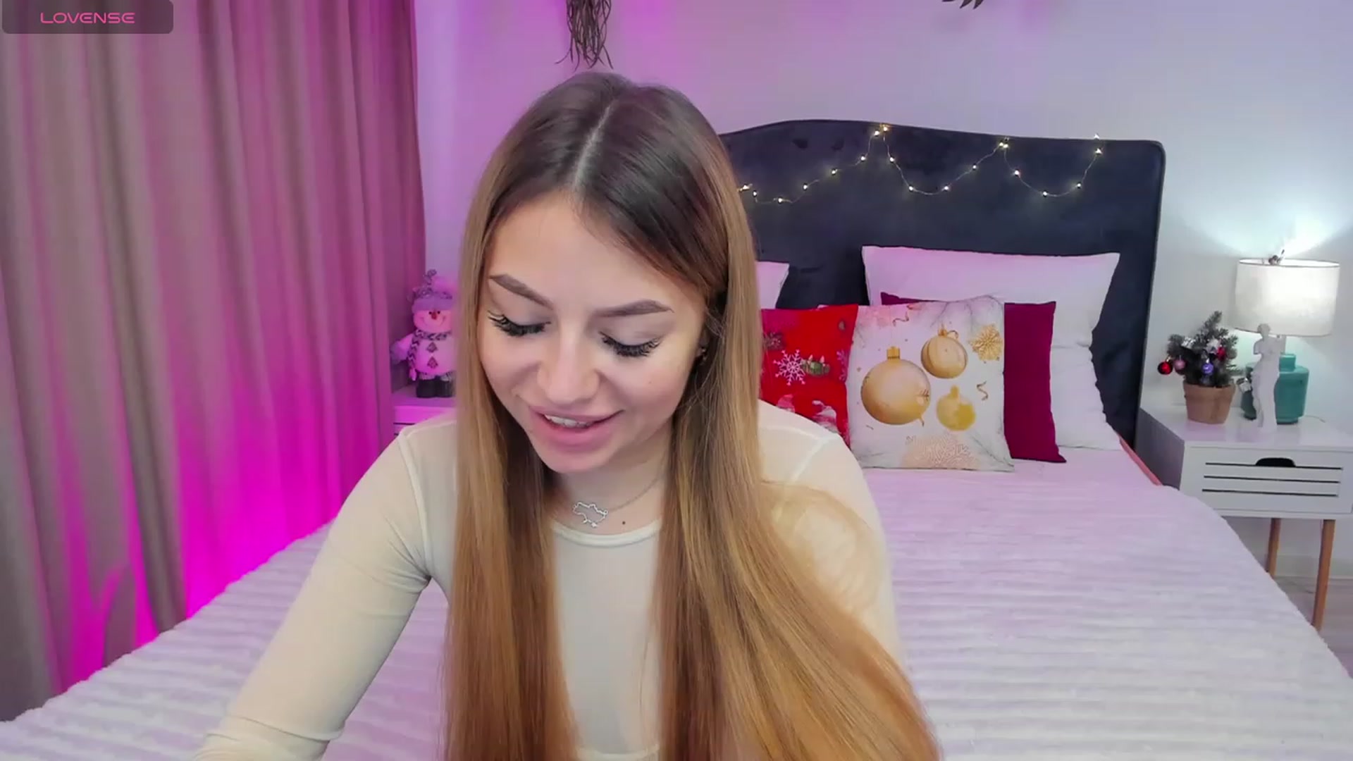 Gallery image thumbnail from SofiBloom's myfreecams stream on, 12/26/2023, 12:11 image 16 of 20