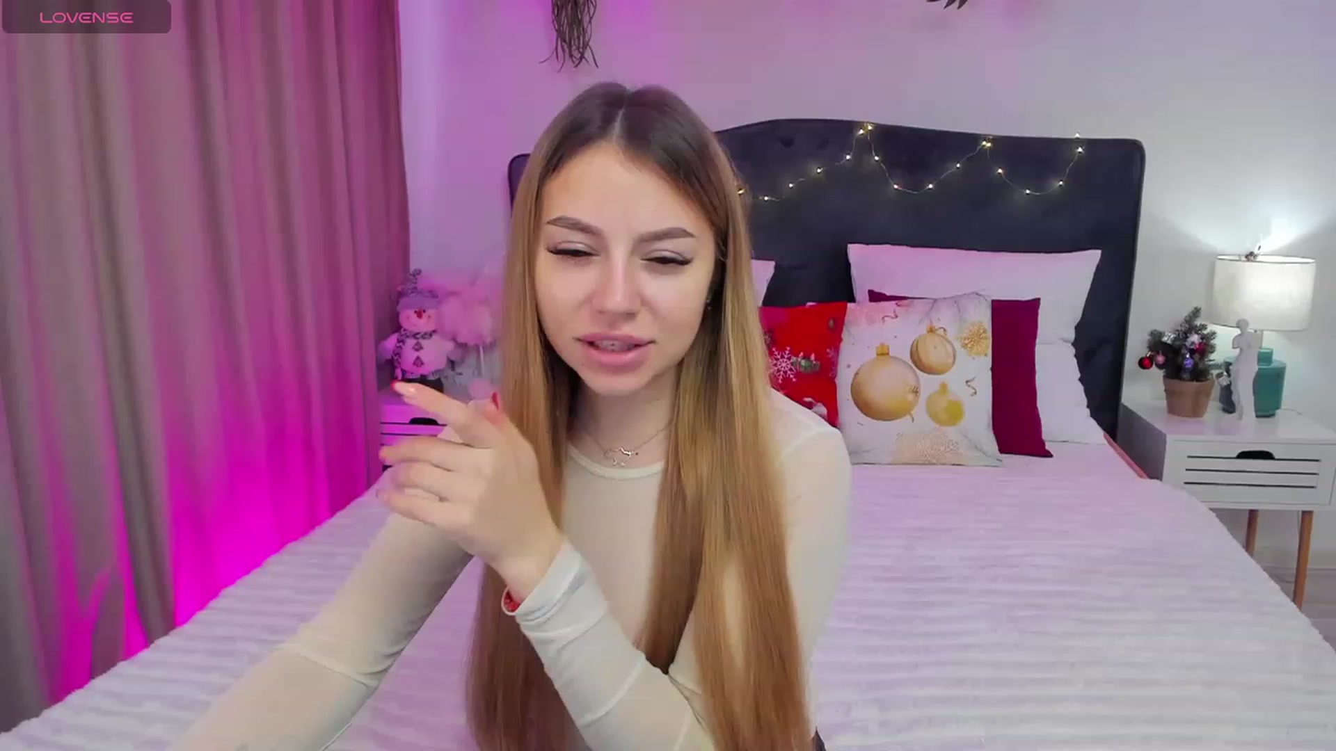 Gallery image thumbnail from SofiBloom's myfreecams stream on, 12/26/2023, 12:11 image 4 of 20