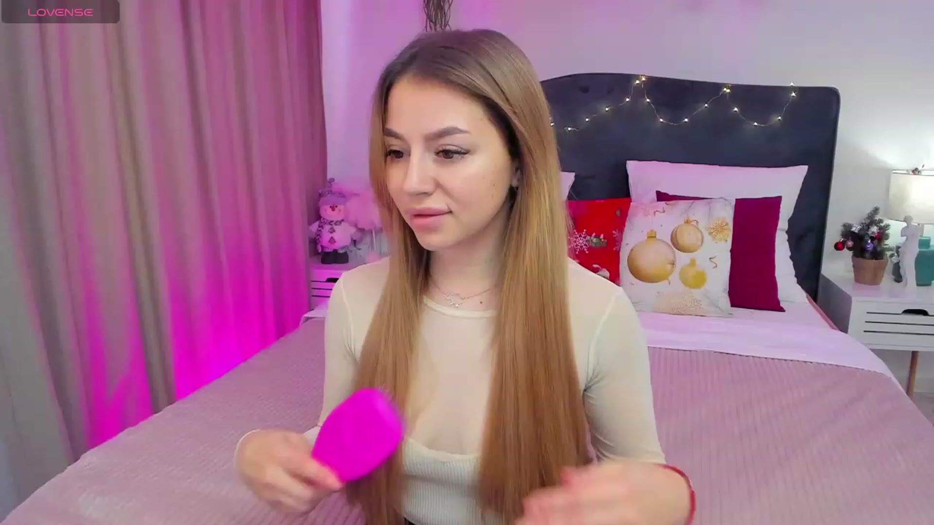 Gallery image thumbnail from SofiBloom's myfreecams stream on, 12/26/2023, 12:56 image 11 of 20