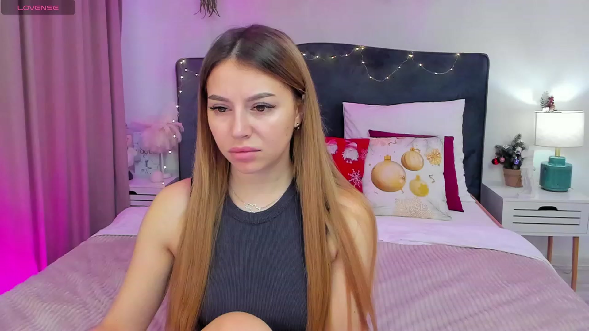 Gallery image thumbnail from SofiBloom's myfreecams stream on, 12/29/2023, 09:52 image 16 of 20