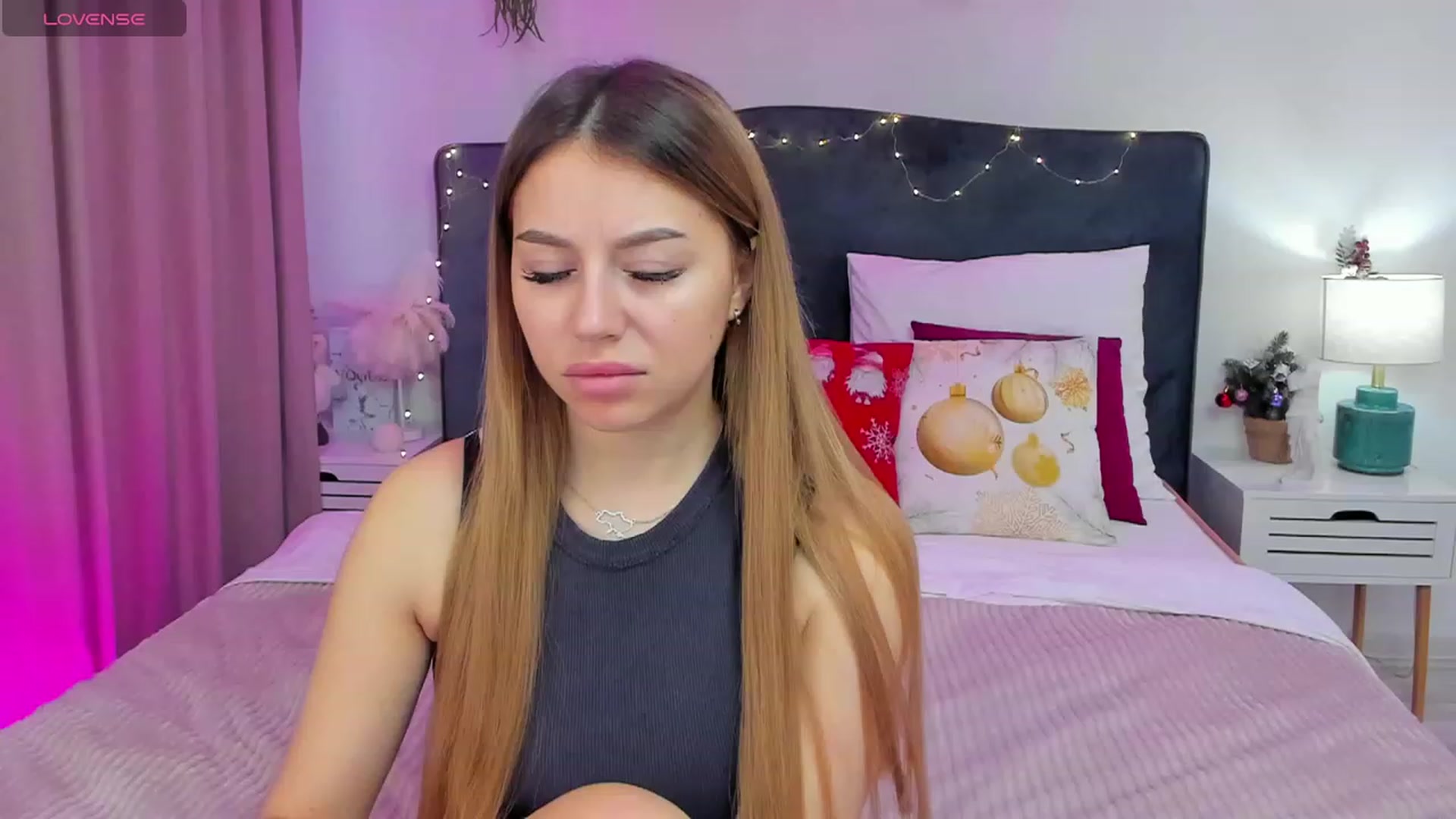 Gallery image thumbnail from SofiBloom's myfreecams stream on, 12/29/2023, 09:52 image 15 of 20