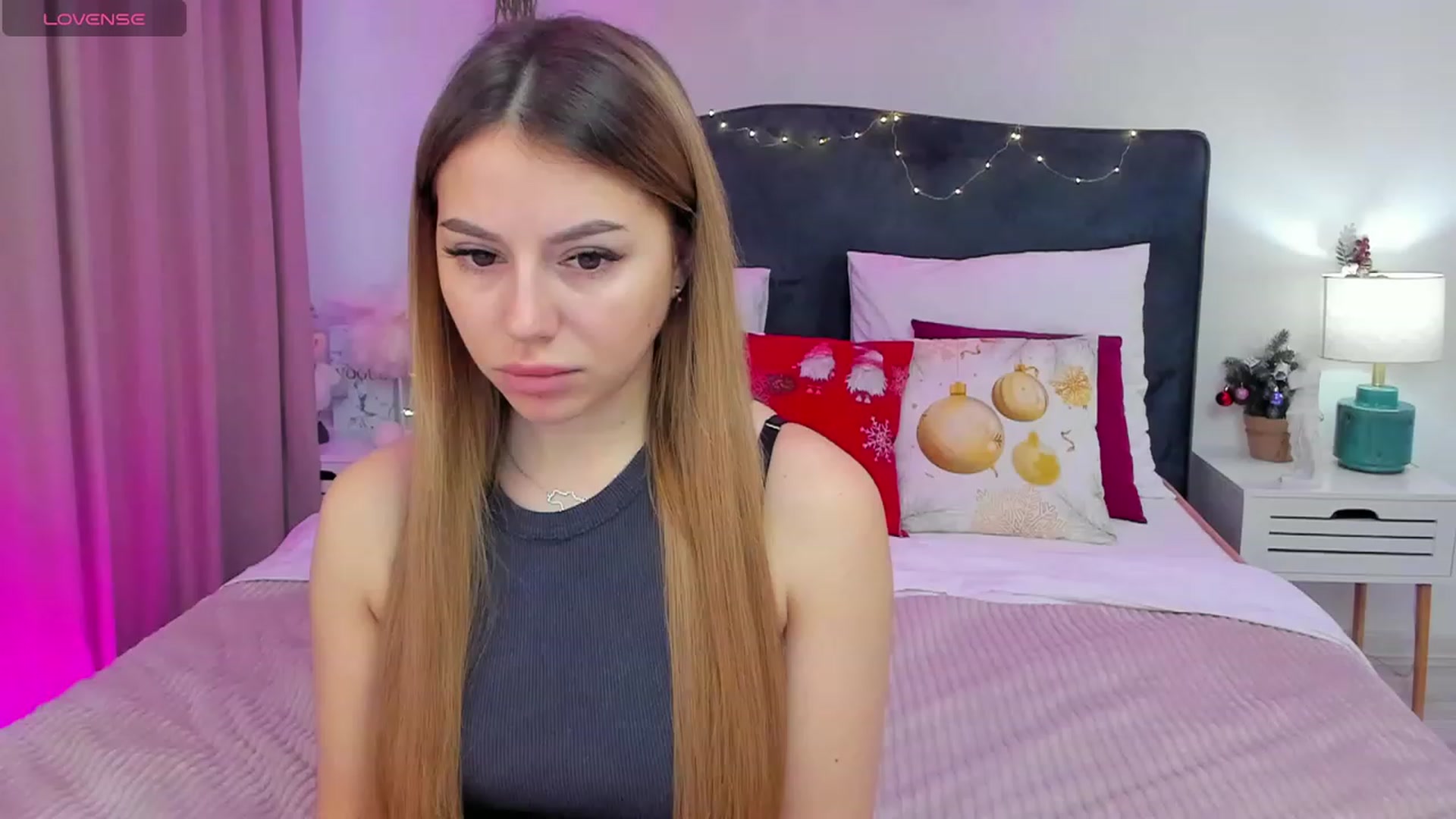 Gallery image thumbnail from SofiBloom's myfreecams stream on, 12/29/2023, 09:52 image 5 of 20