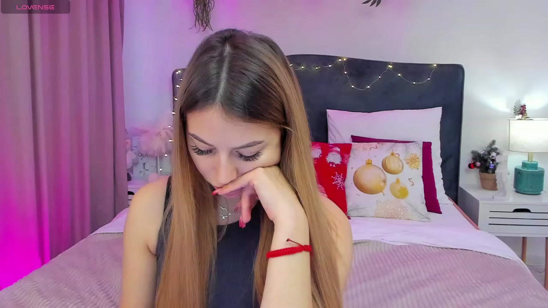 Gallery image thumbnail from SofiBloom's myfreecams stream on, 12/29/2023, 11:27 image 10 of 20