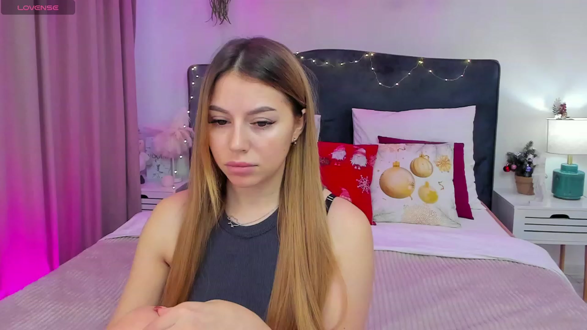 Gallery image thumbnail from SofiBloom's myfreecams stream on, 12/29/2023, 12:45 image 10 of 20