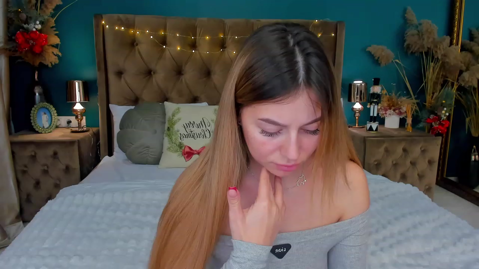 Gallery image thumbnail from SofiBloom's myfreecams stream on, 01/09/2024, 20:00 image 5 of 20