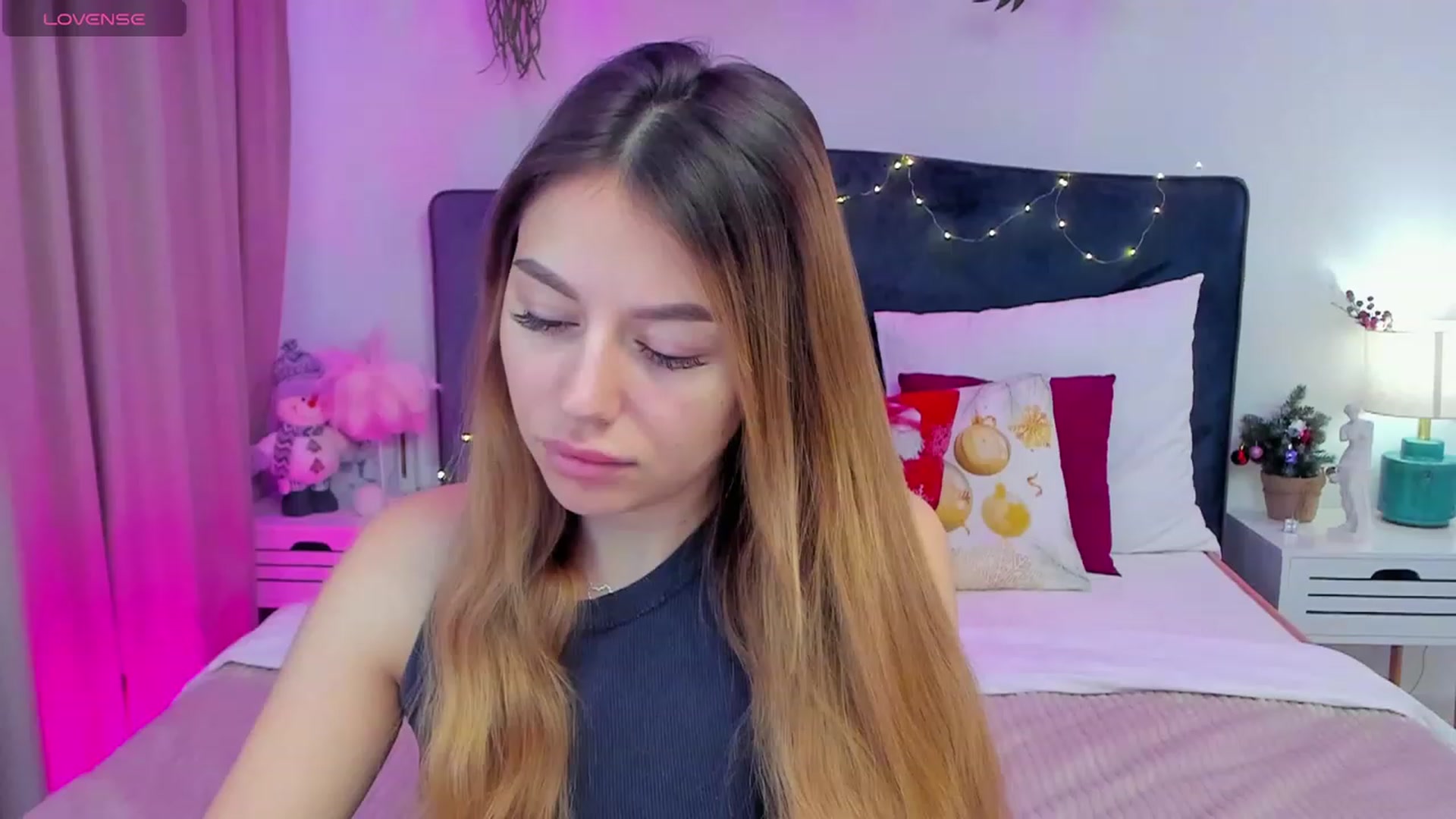 Gallery image thumbnail from SofiBloom's myfreecams stream on, 01/10/2024, 08:42 image 8 of 20
