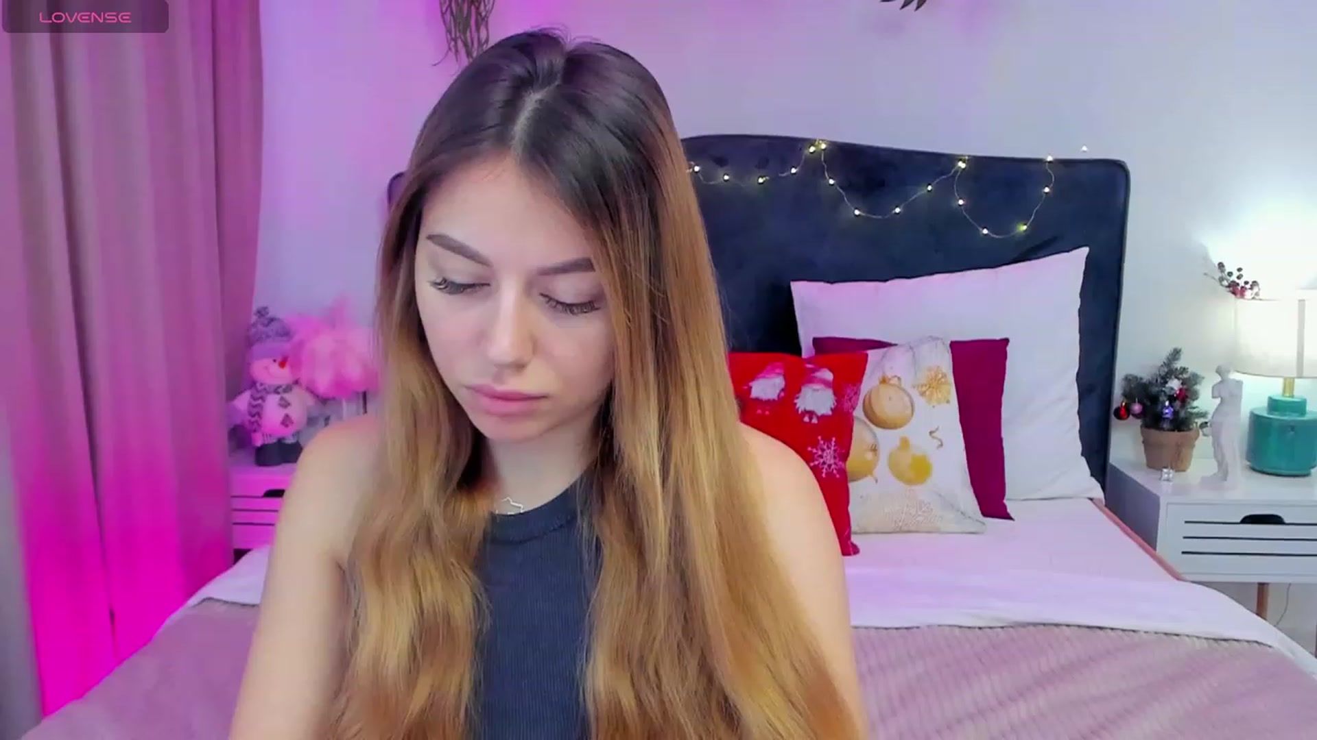 Gallery image thumbnail from SofiBloom's myfreecams stream on, 01/10/2024, 08:42 image 14 of 20