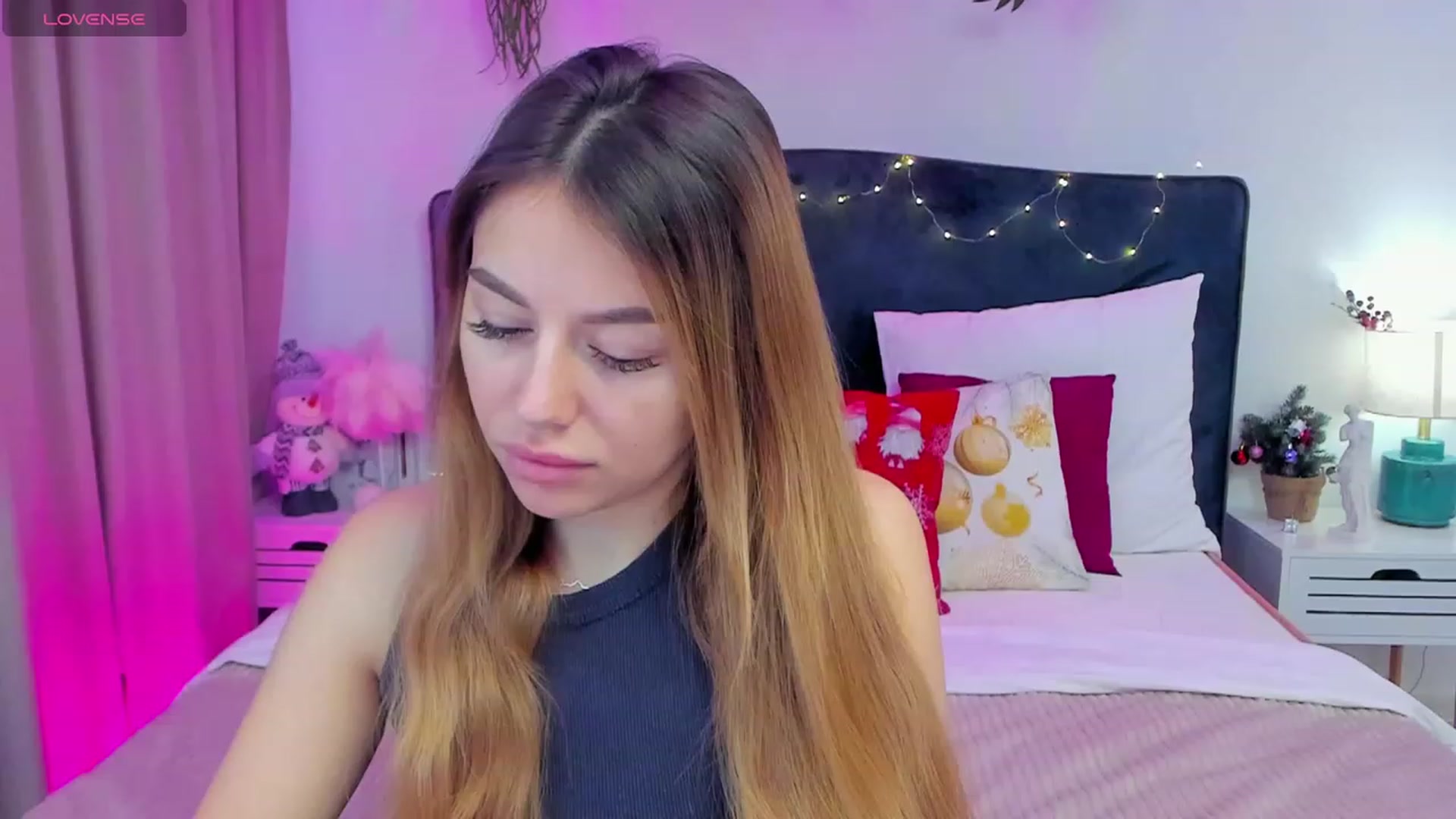 Gallery image thumbnail from SofiBloom's myfreecams stream on, 01/10/2024, 08:42 image 9 of 20