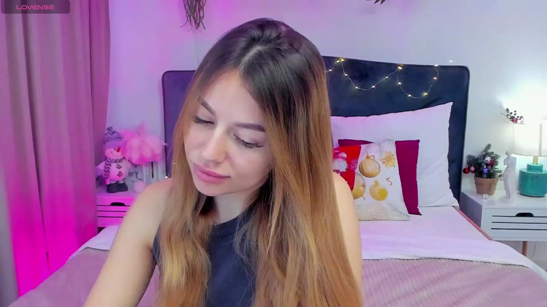 Gallery image thumbnail from SofiBloom's myfreecams stream on, 01/10/2024, 08:42 image 2 of 20